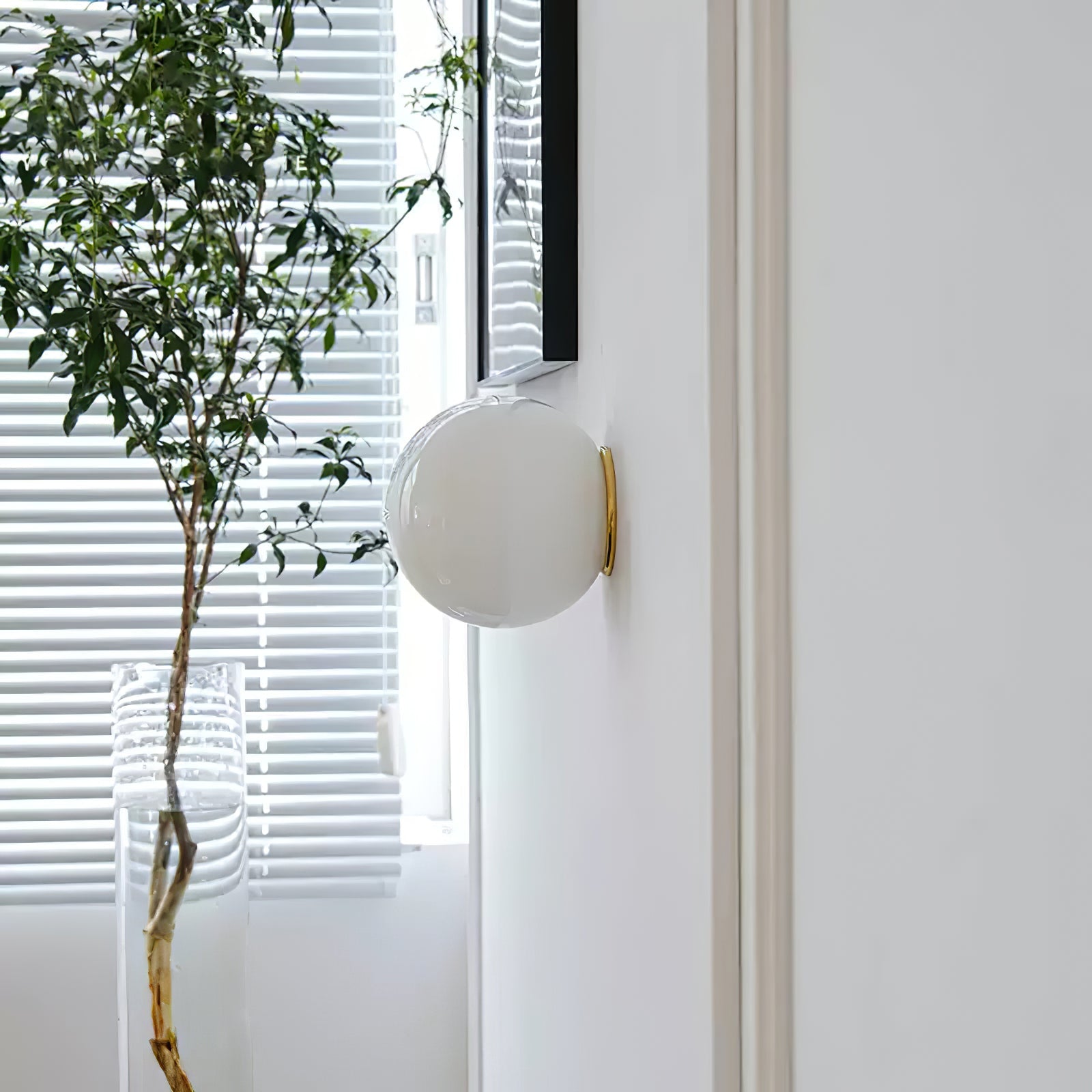 Glass Mini Orb Wall Lamp - Blowlighting