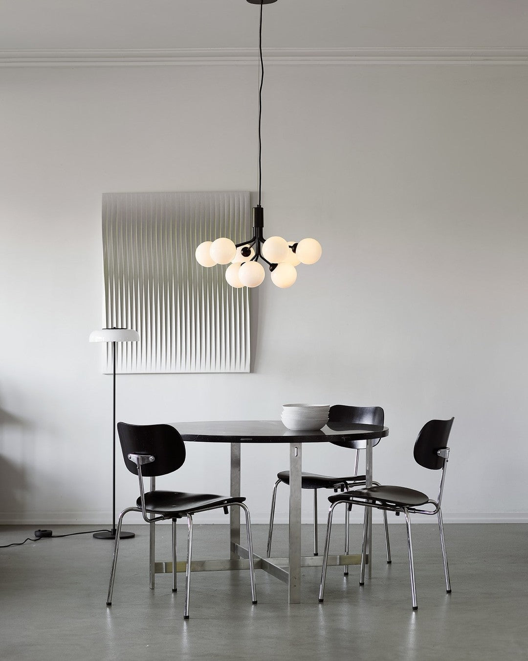 Glass Sphere Cluster Chandelier - Blowlighting