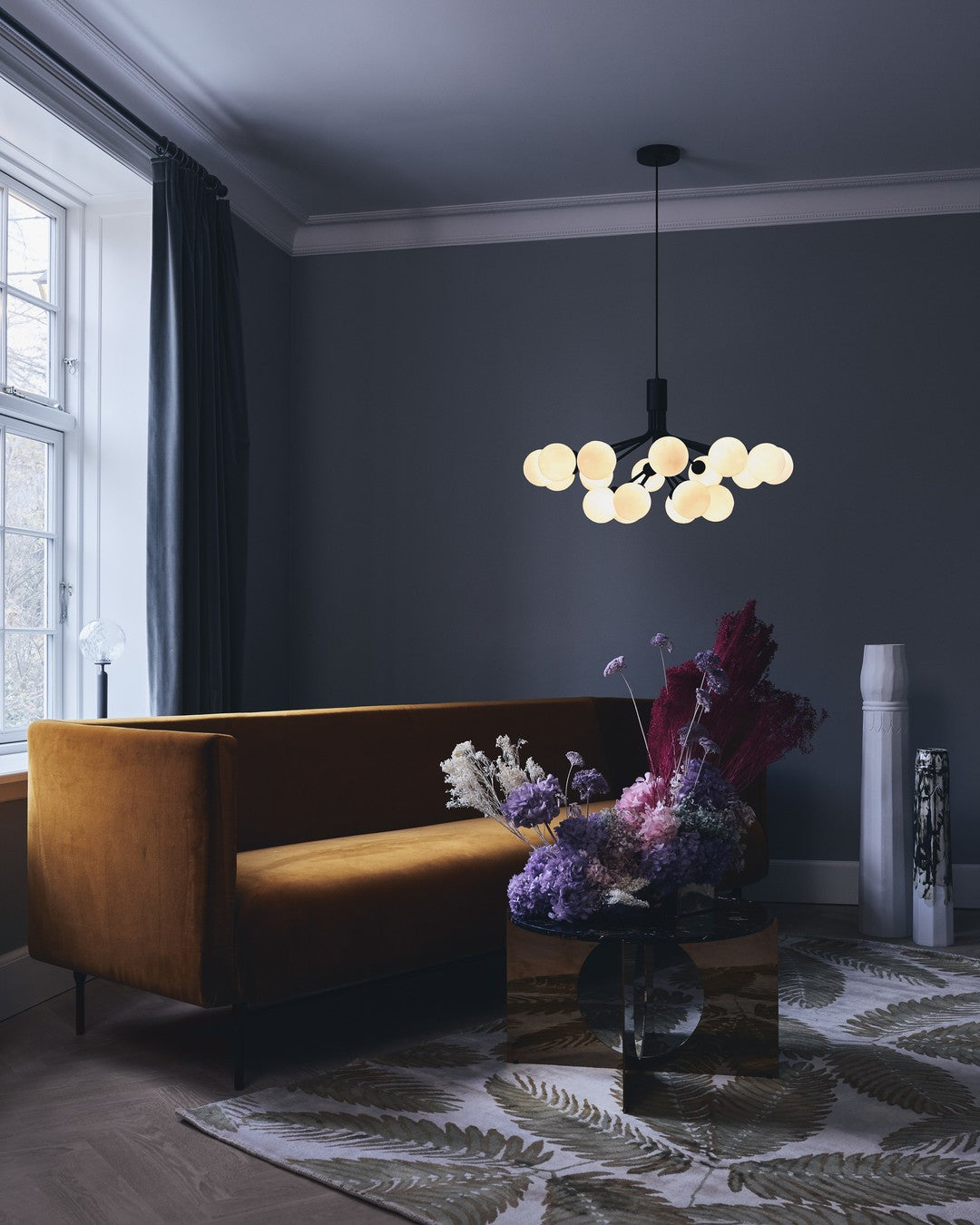 Glass Sphere Cluster Chandelier - Blowlighting