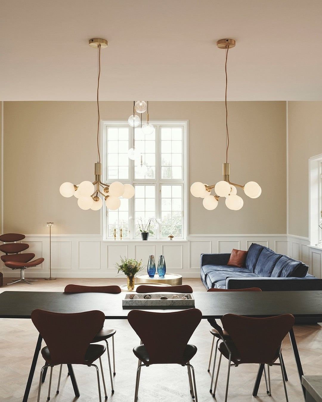 Glass Sphere Cluster Chandelier - Blowlighting