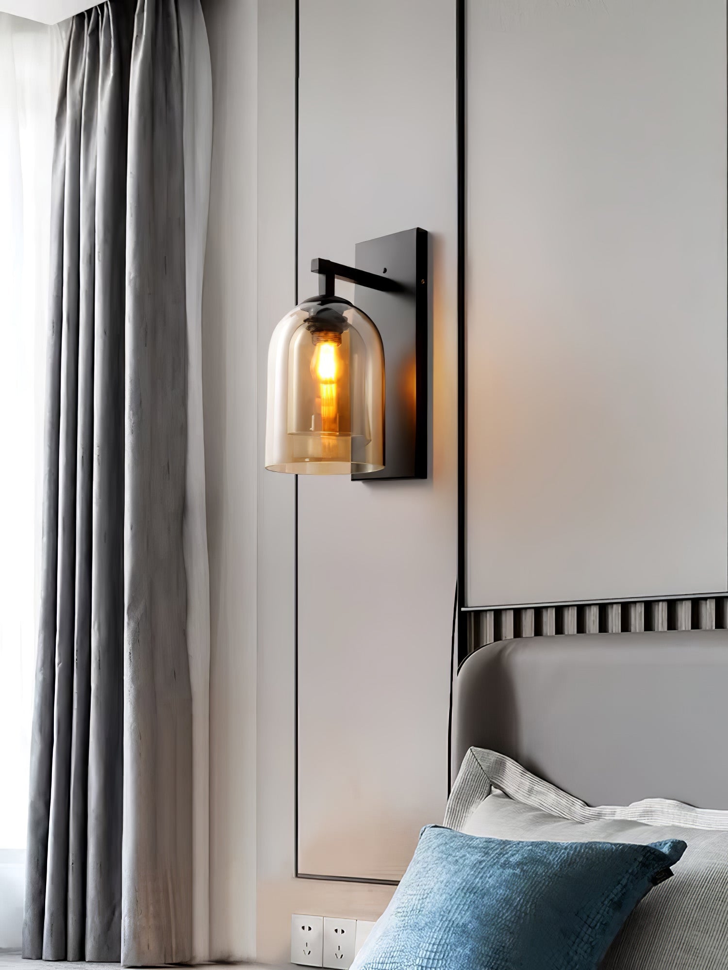 Glass Tubular Wall Lamp - Blowlighting