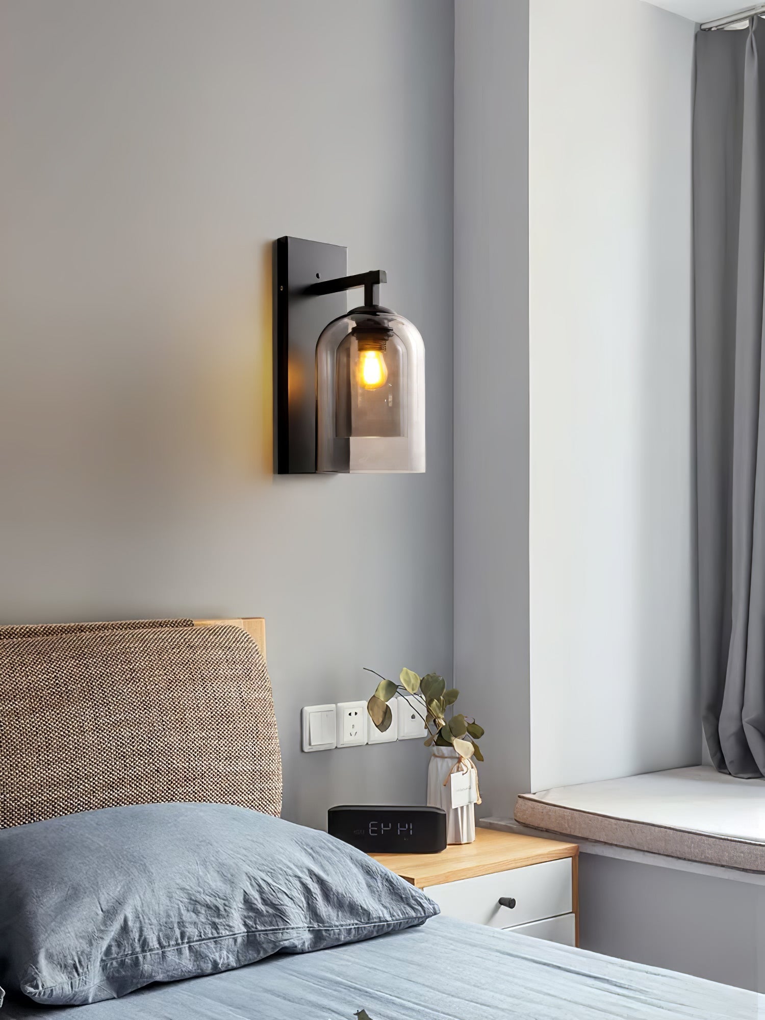 Glass Tubular Wall Lamp - Blowlighting