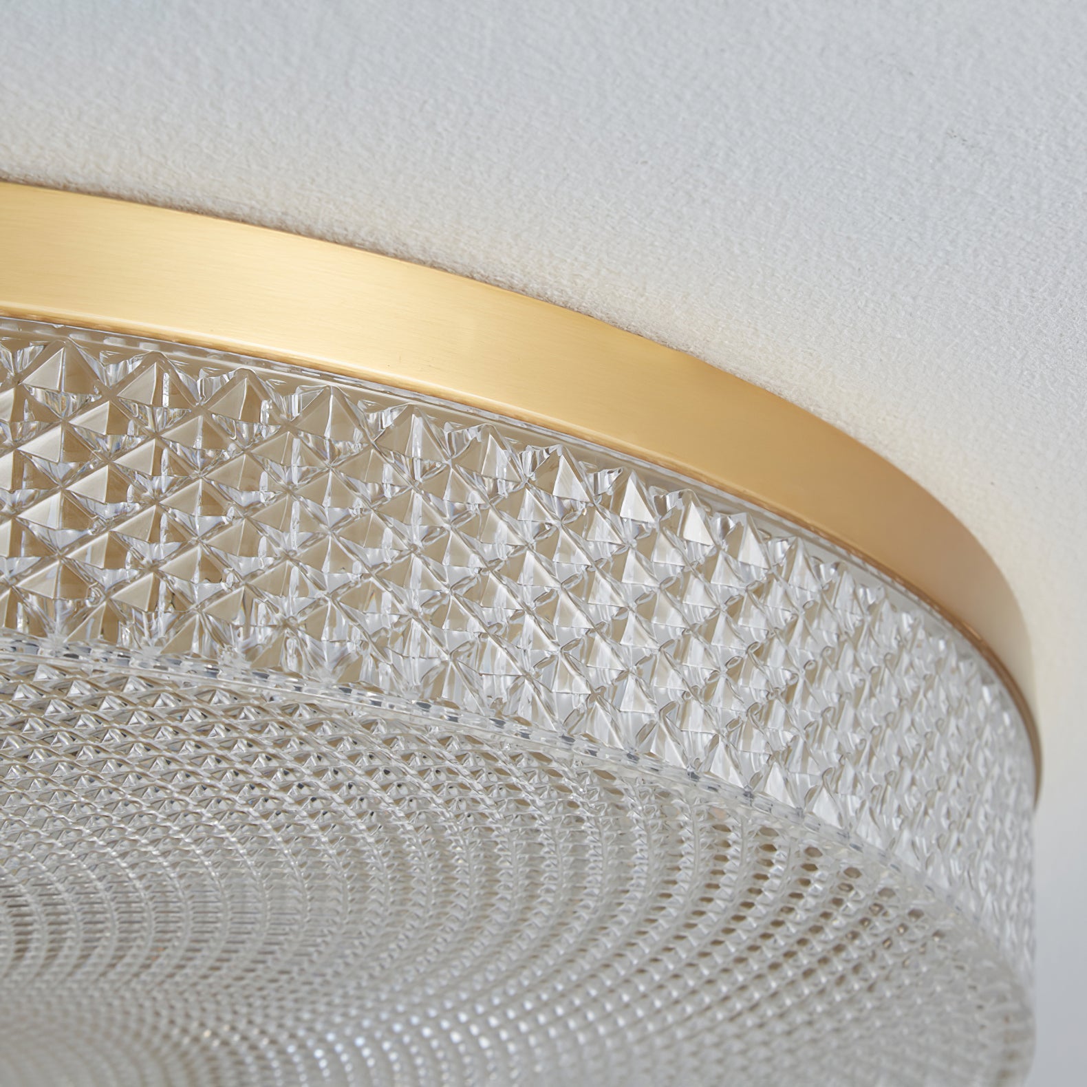 Glimmering Striped Ceiling Light - Blowlighting
