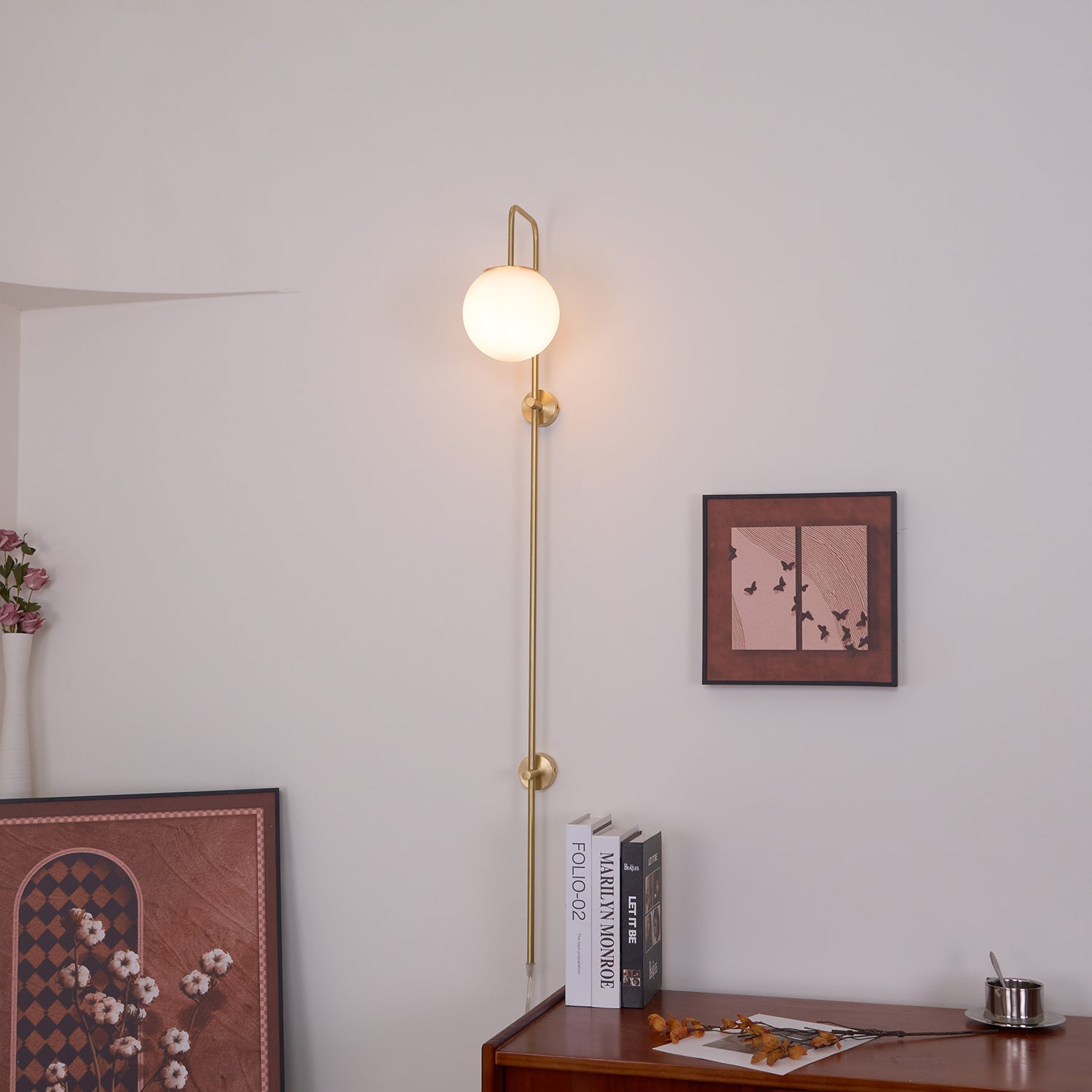 Globe Brass Plug-in Wall Sconce - Blowlighting