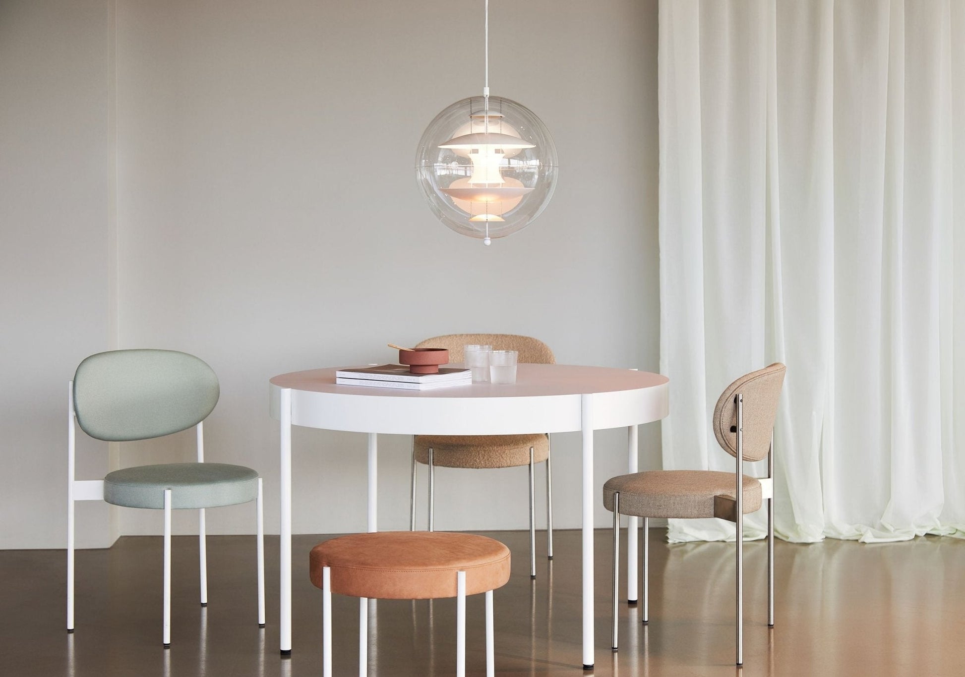 Round Sphere Pendant Lamp - Blowlighting