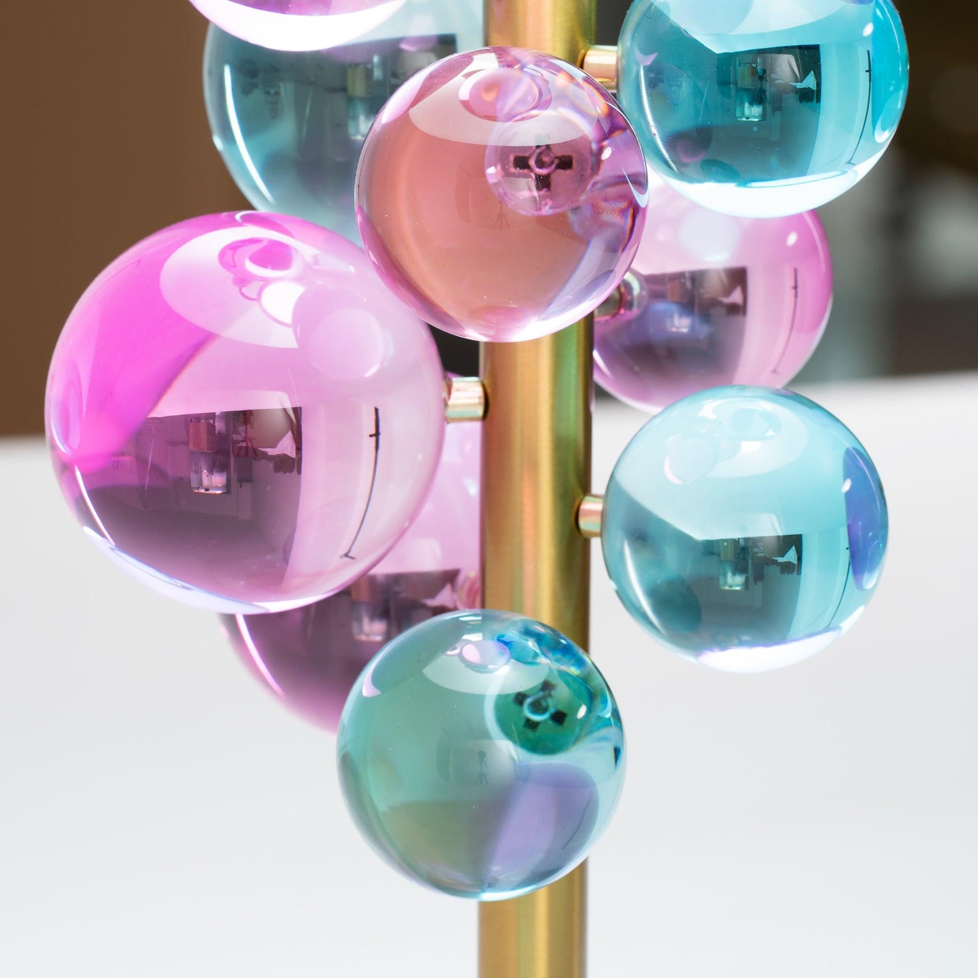 Globo Table Lamp - Blowlighting