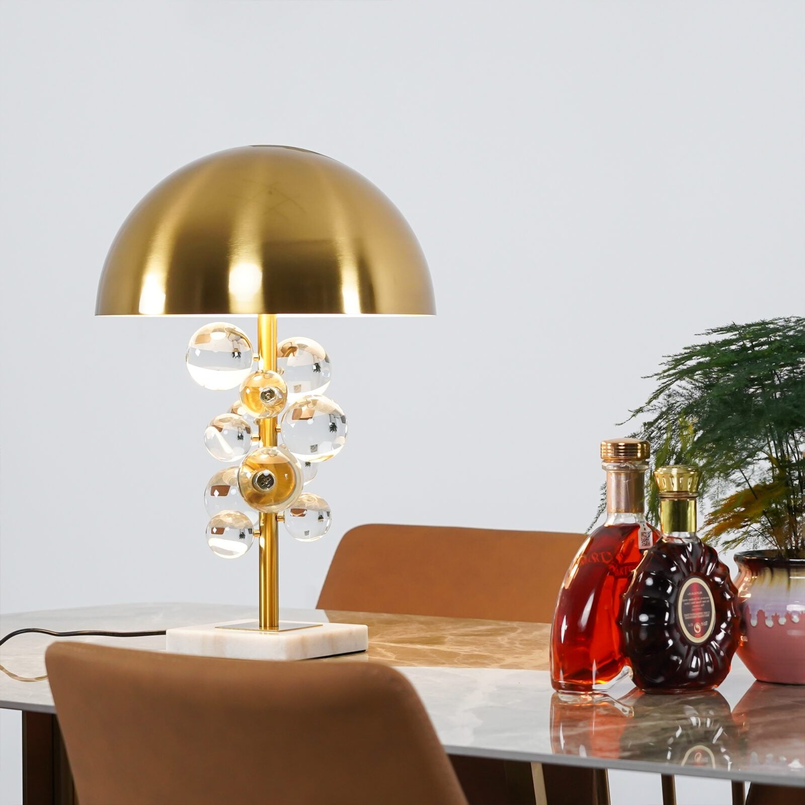 Globo Table Lamp - Blowlighting