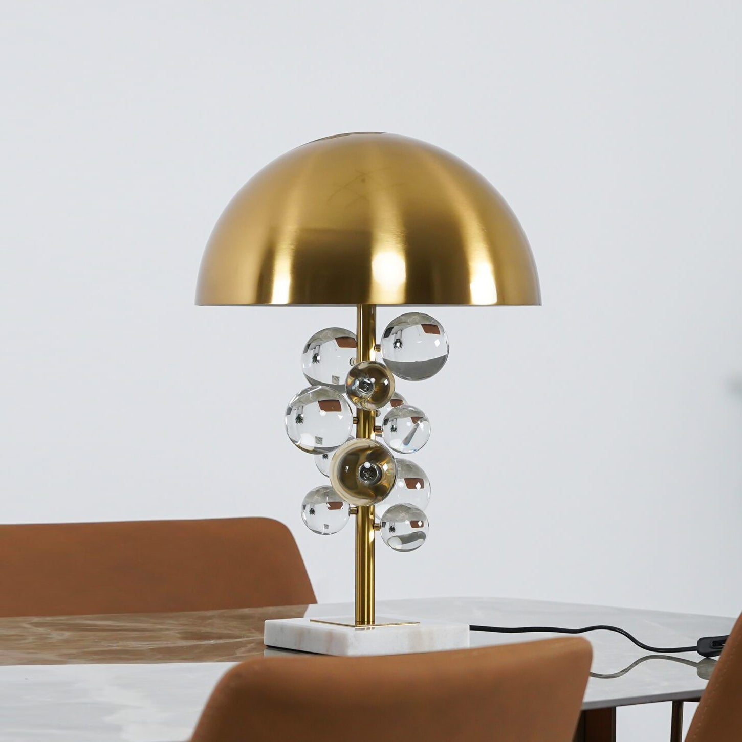 Globo Table Lamp - Blowlighting