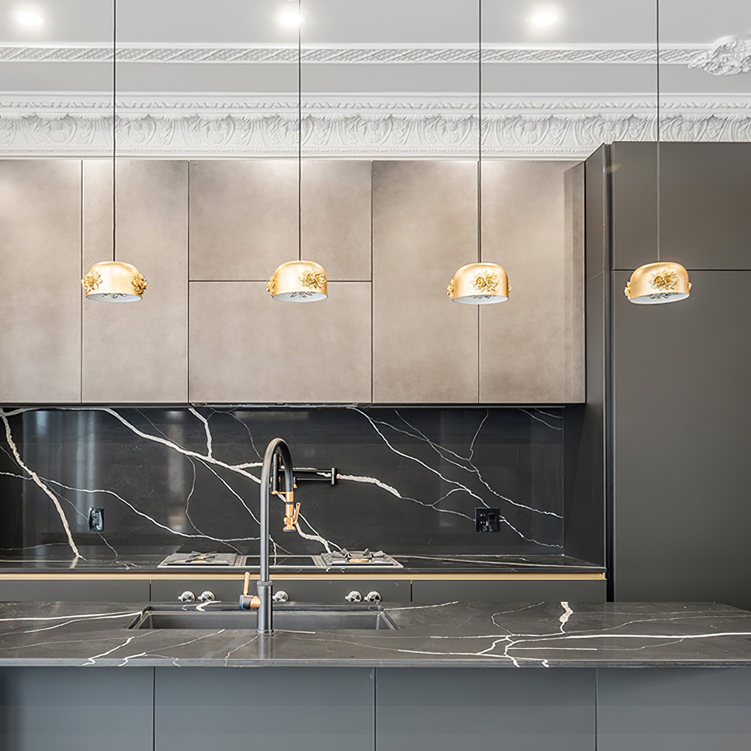 Gold Tuzzi Pendant Light - Blowlighting