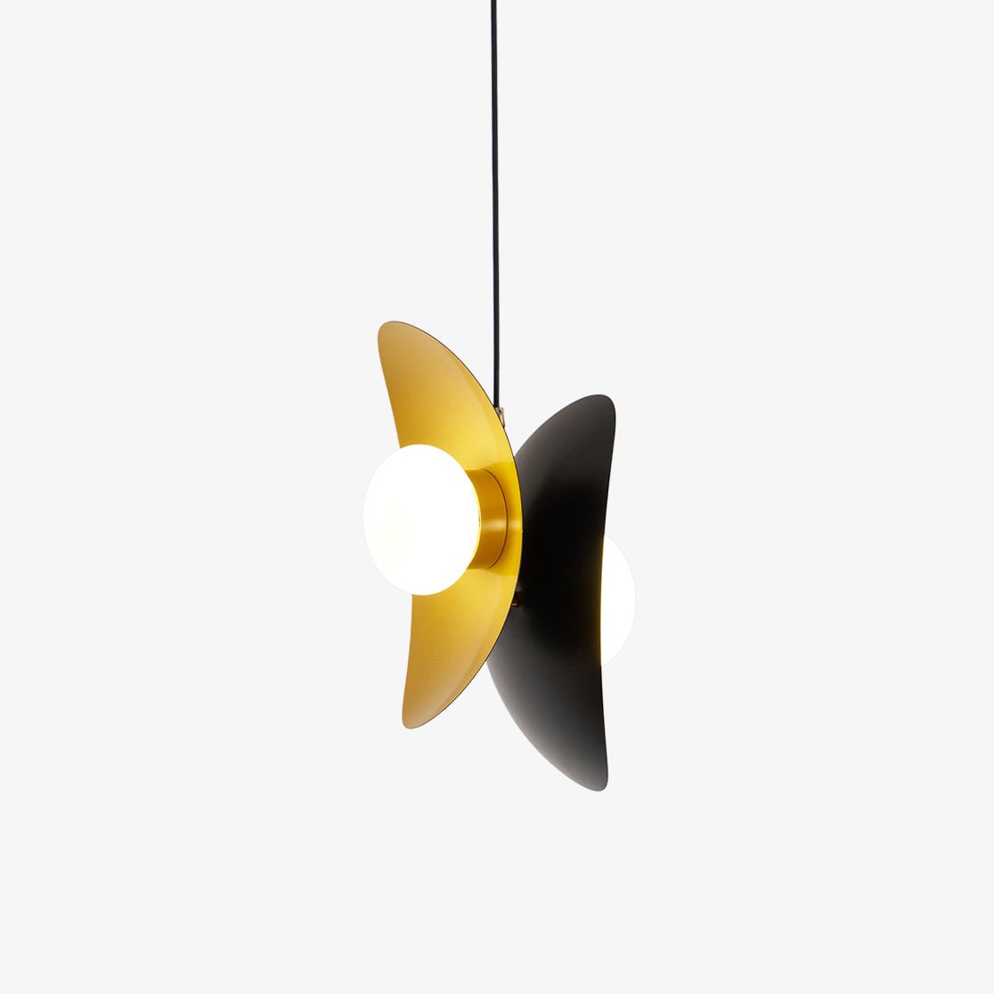 Golden Petal Pendant Lamp - Blowlighting