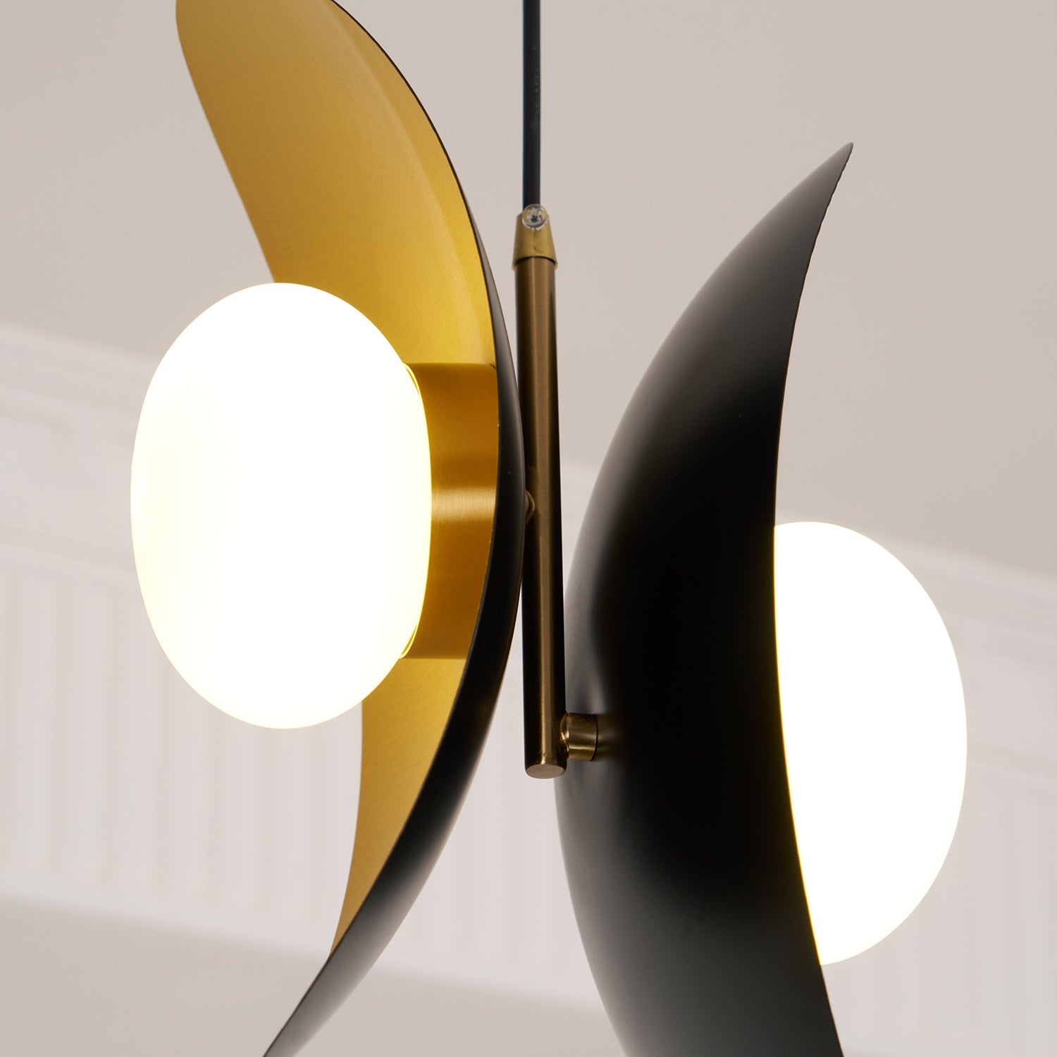 Golden Petal Pendant Lamp - Blowlighting
