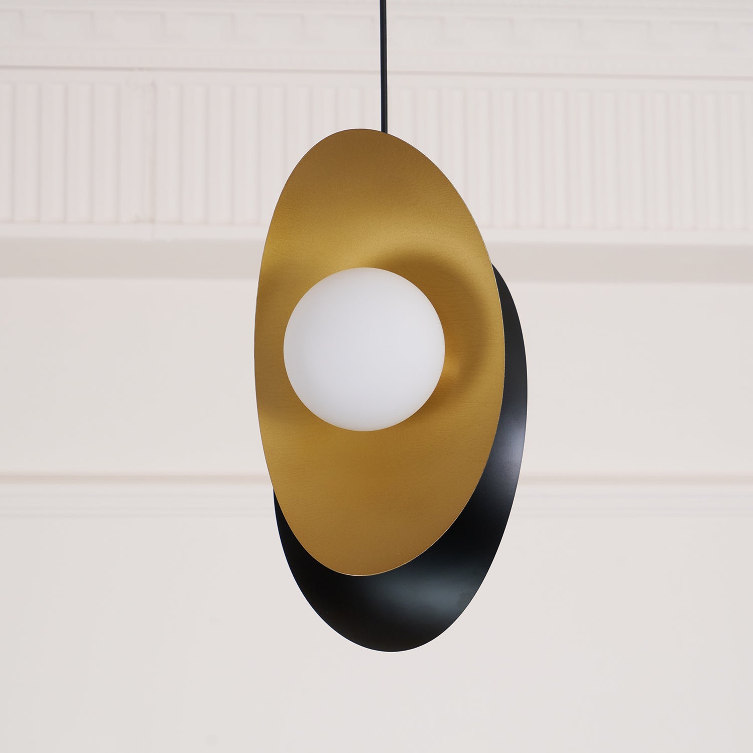 Golden Petal Pendant Lamp - Blowlighting