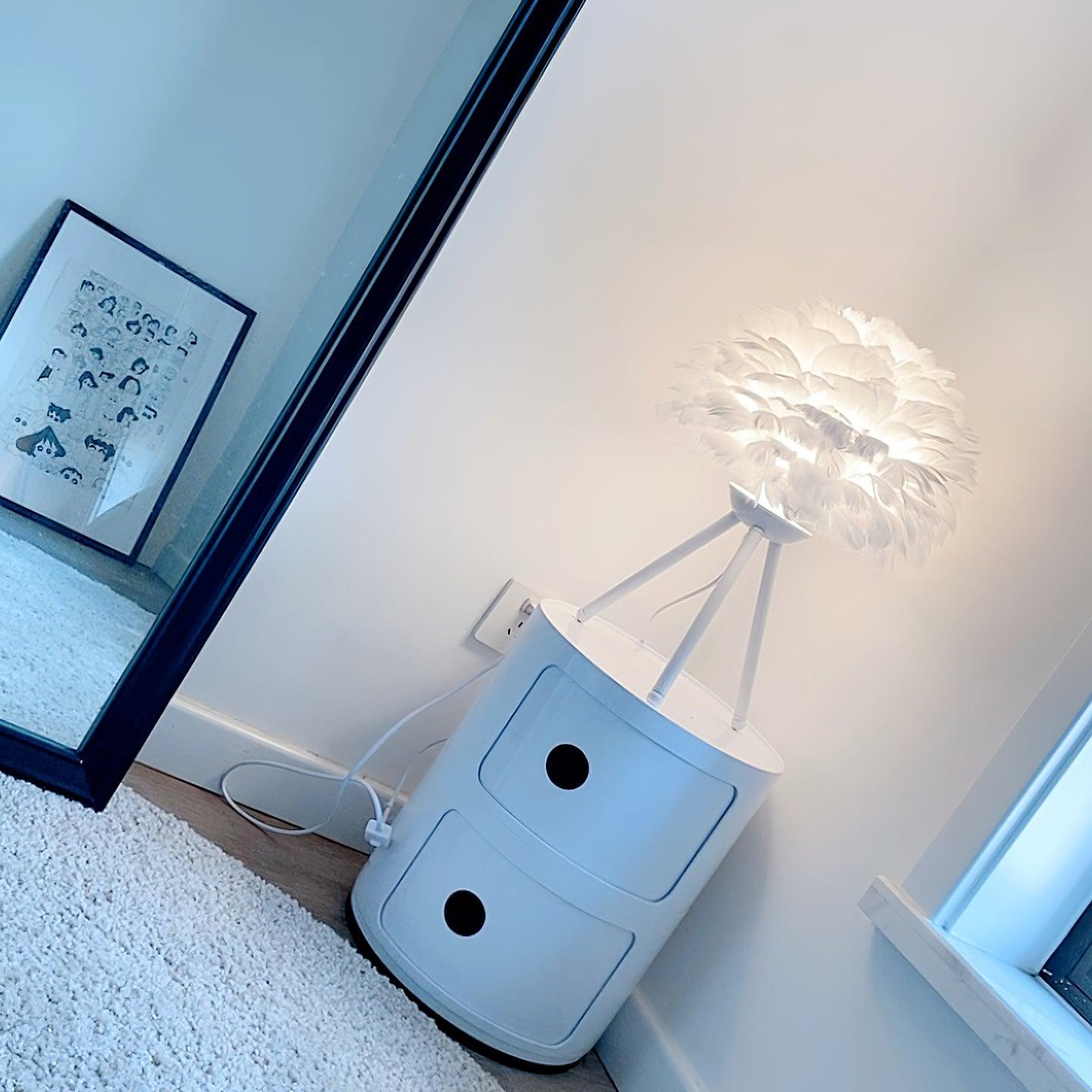 Goose Feather Table Lamp - Blowlighting