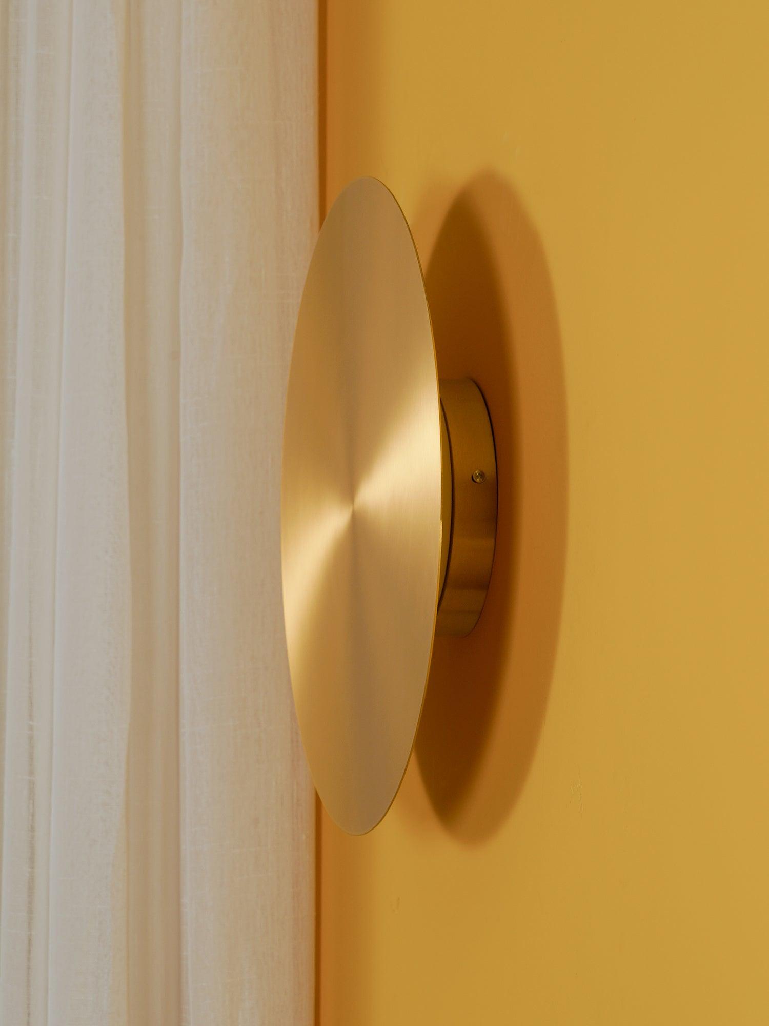 Gossa Wall Lamp - Blowlighting