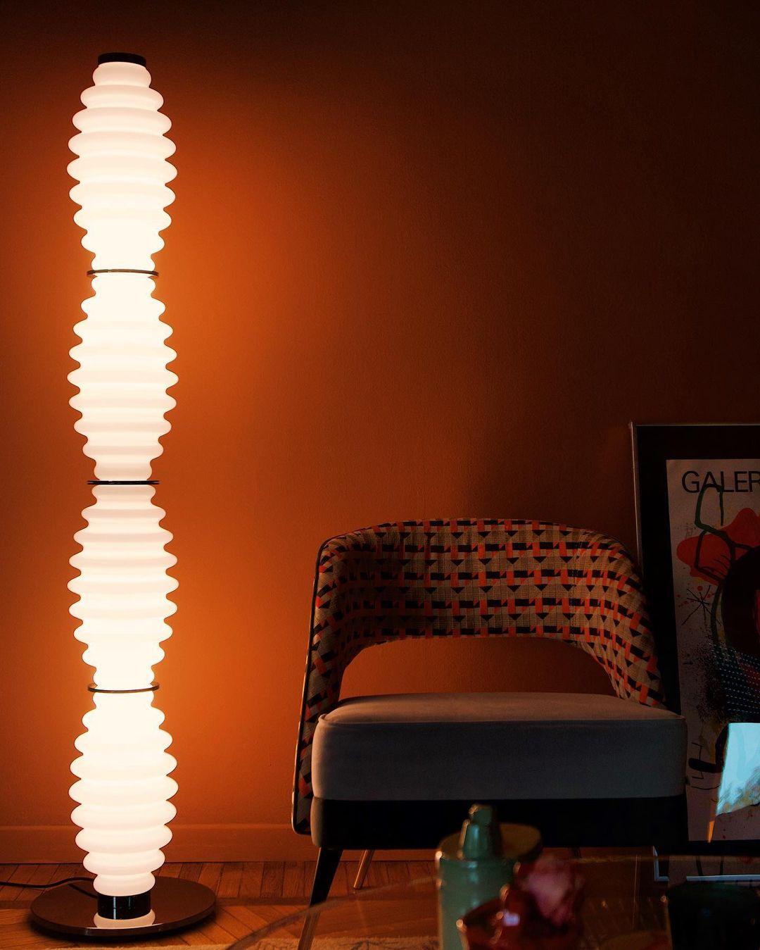 Taylor Glass Modern Floor Lamp - Blowlighting