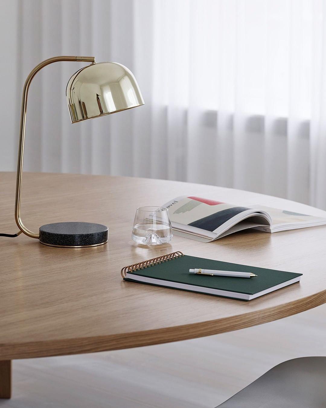 Grant Table Lamp - Blowlighting