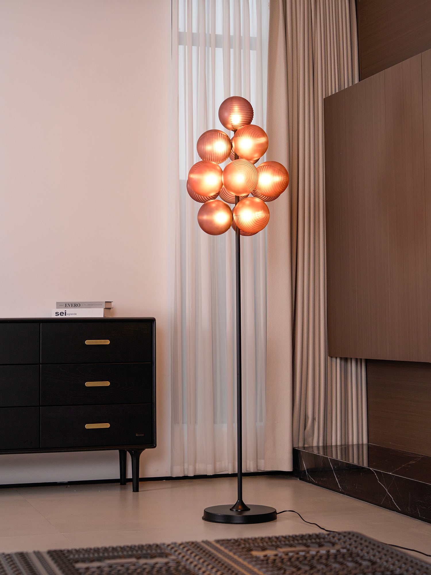 Grape Floor Lamp - Blowlighting