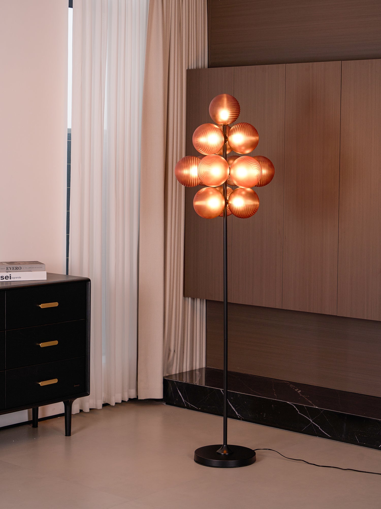 Grape Floor Lamp - Blowlighting