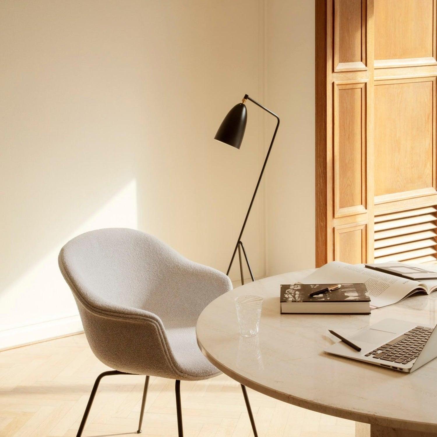 Lean Floor Lamp - Blowlighting