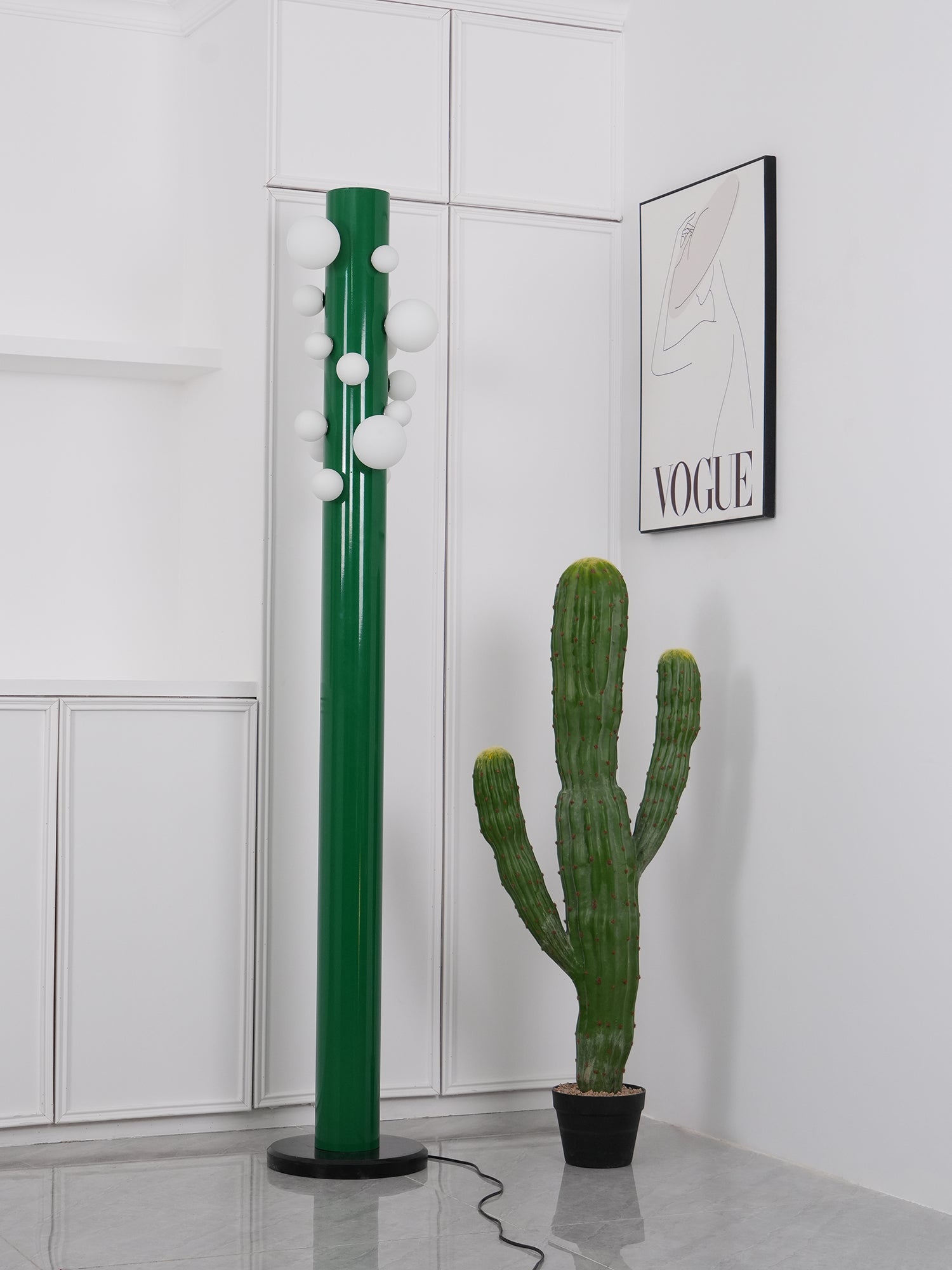Ortaliel Marble Floor Lamp - Blowlighting