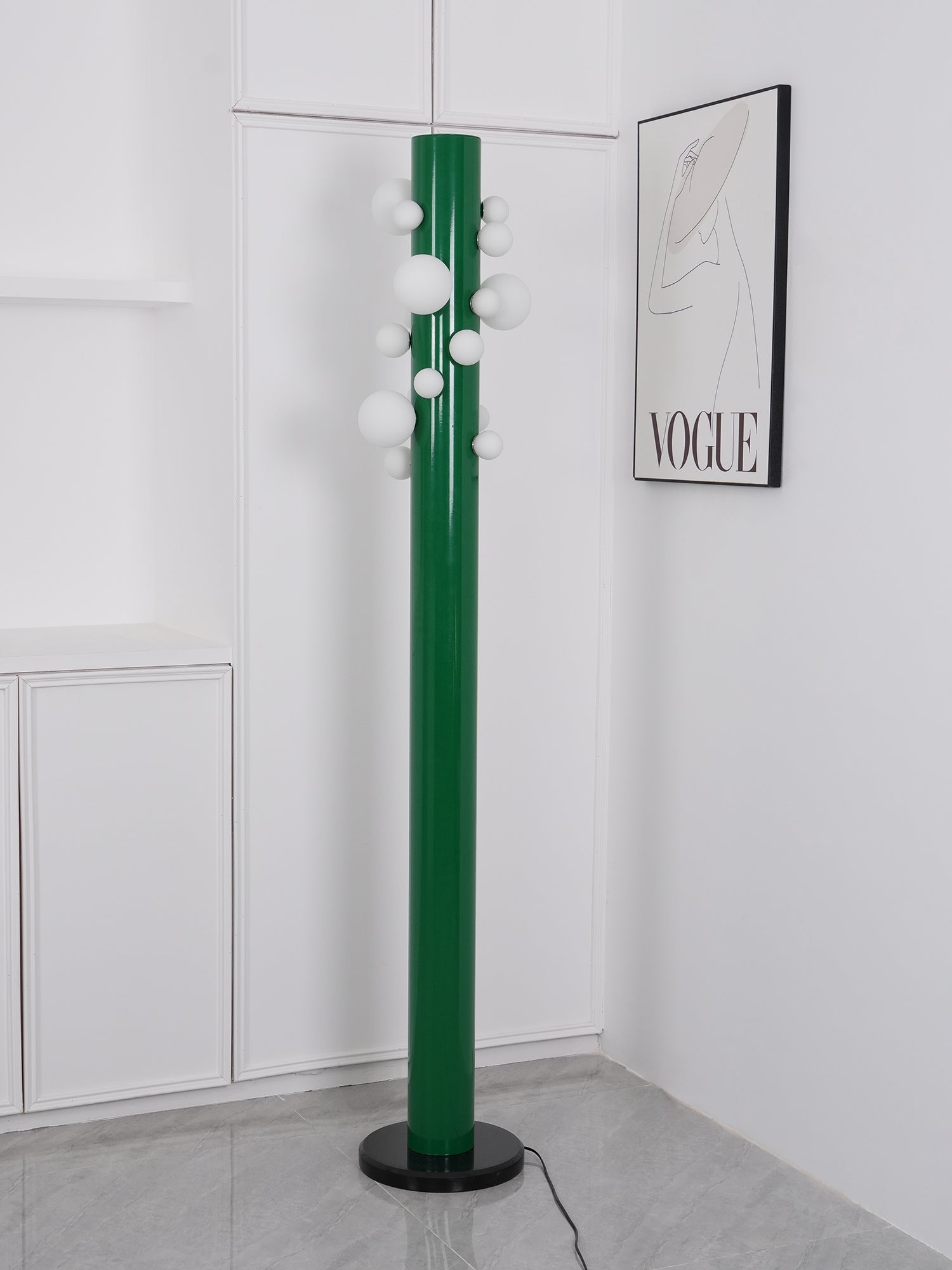Ortaliel Marble Floor Lamp - Blowlighting