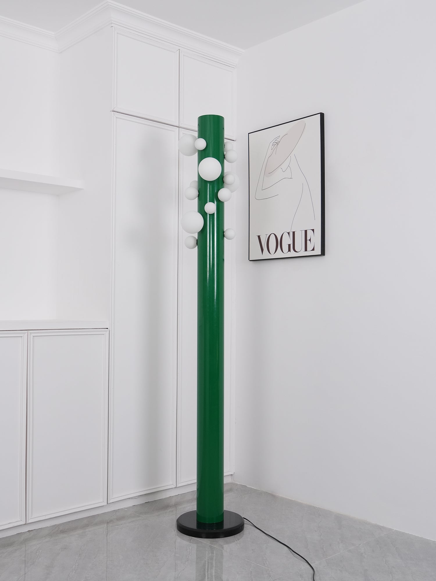 Ortaliel Marble Floor Lamp - Blowlighting