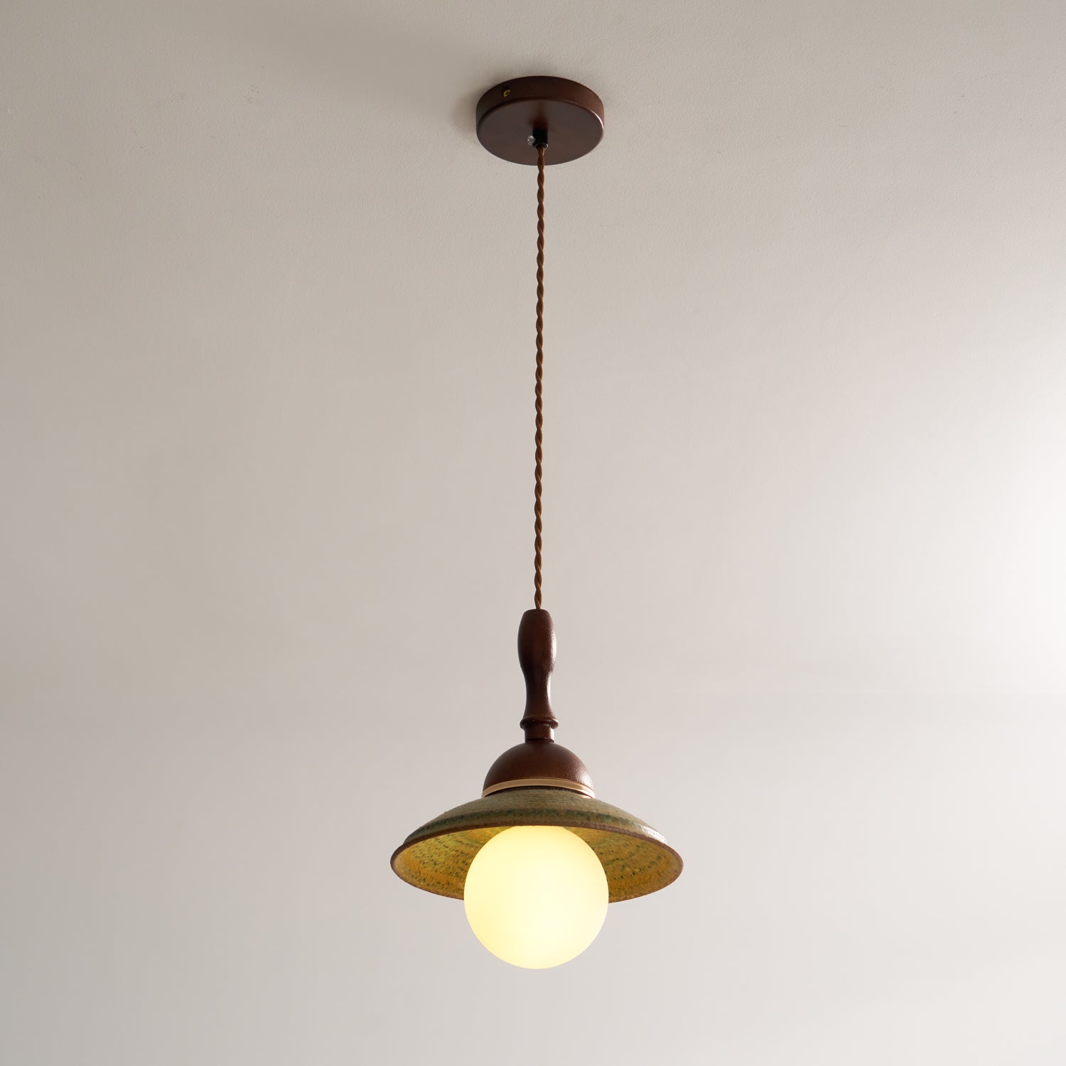 Greenfield Pendant Lamp - Blowlighting