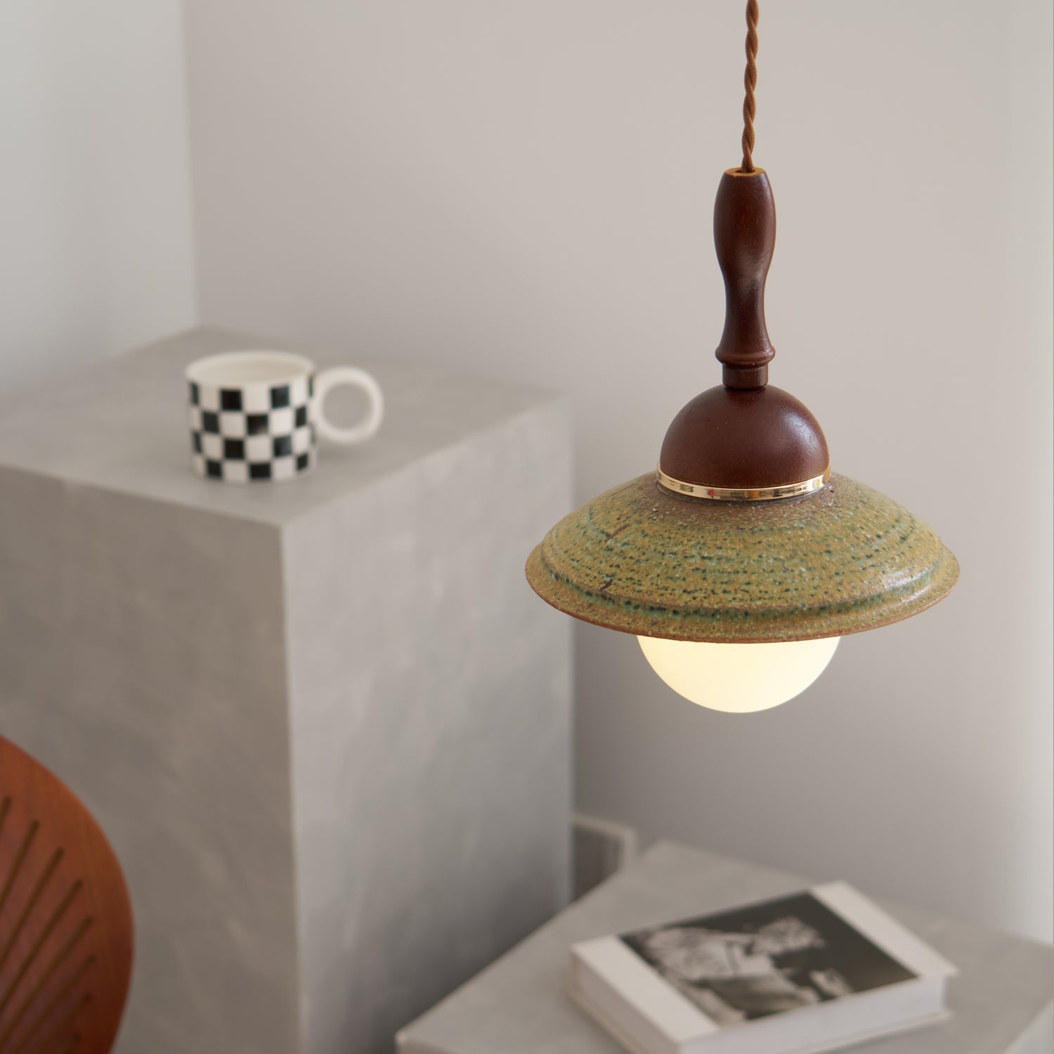 Greenfield Pendant Lamp - Blowlighting