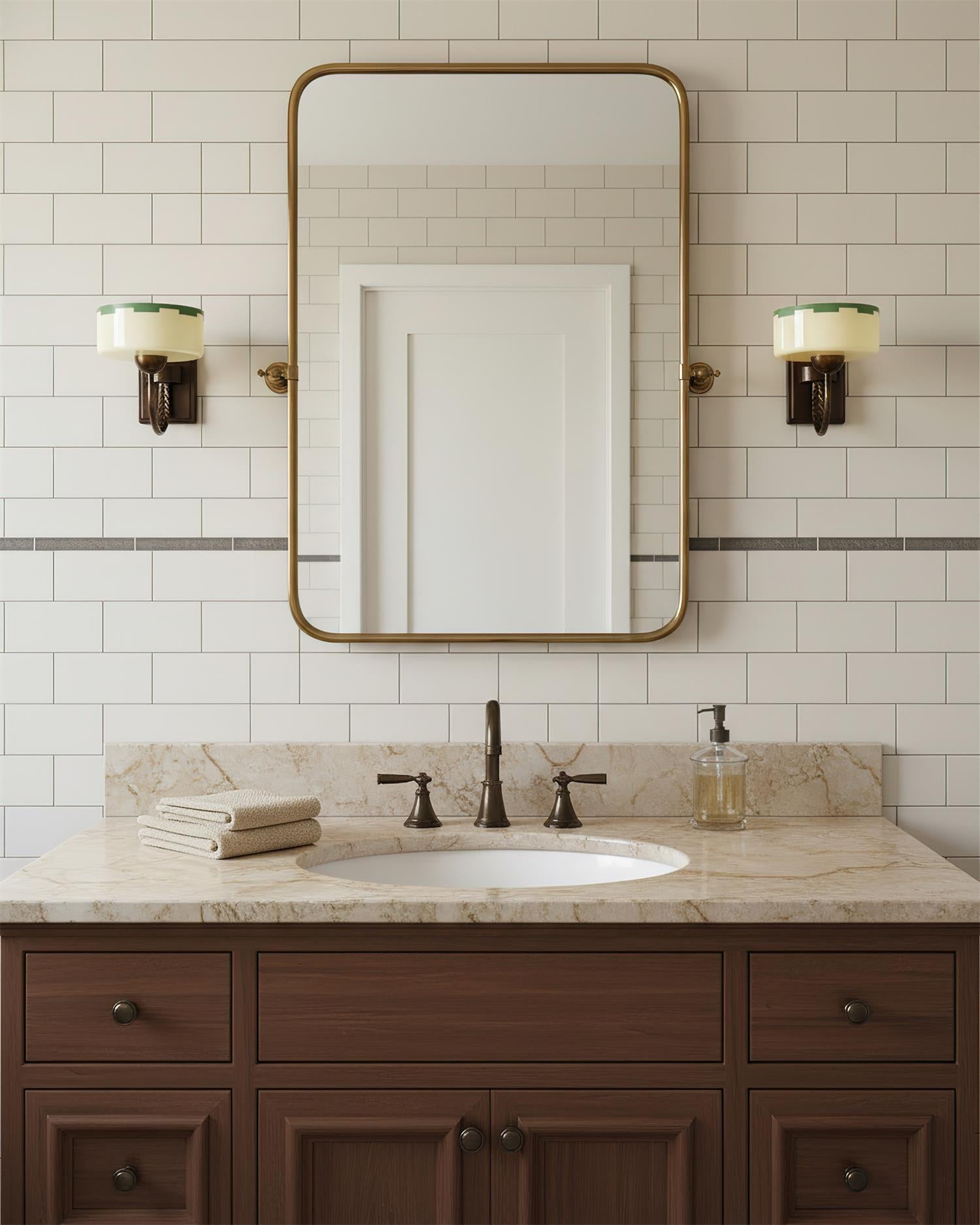 Grevola Modern Metal Wall Light