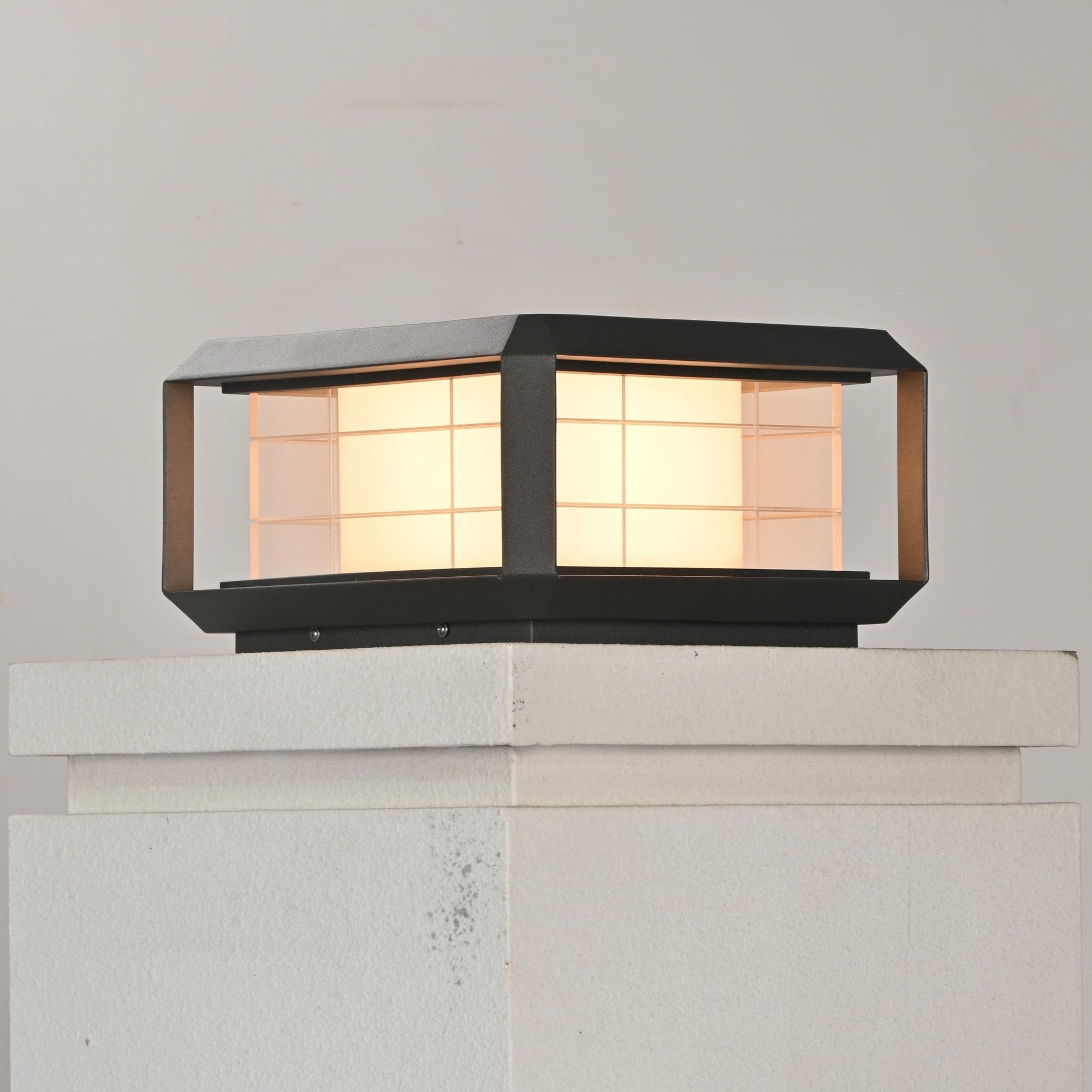 Grid Guard Solar Lantern Outdoor Lamp - Blowlighting