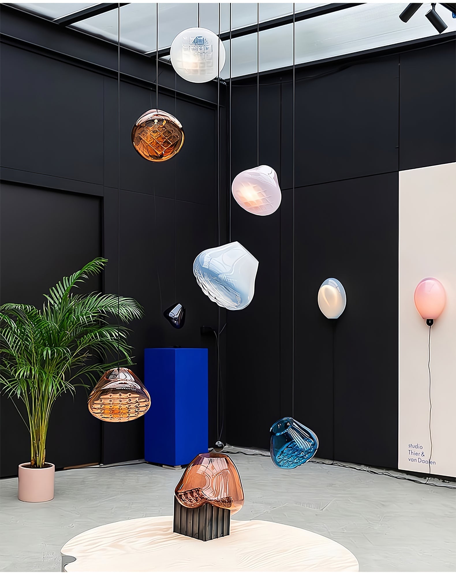 Grid Pendant Light - Blowlighting