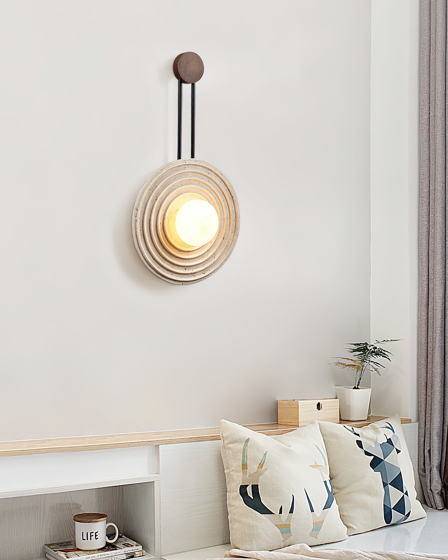 Isoror Spiral-Ring Travertine Wall Light - Blowlighting