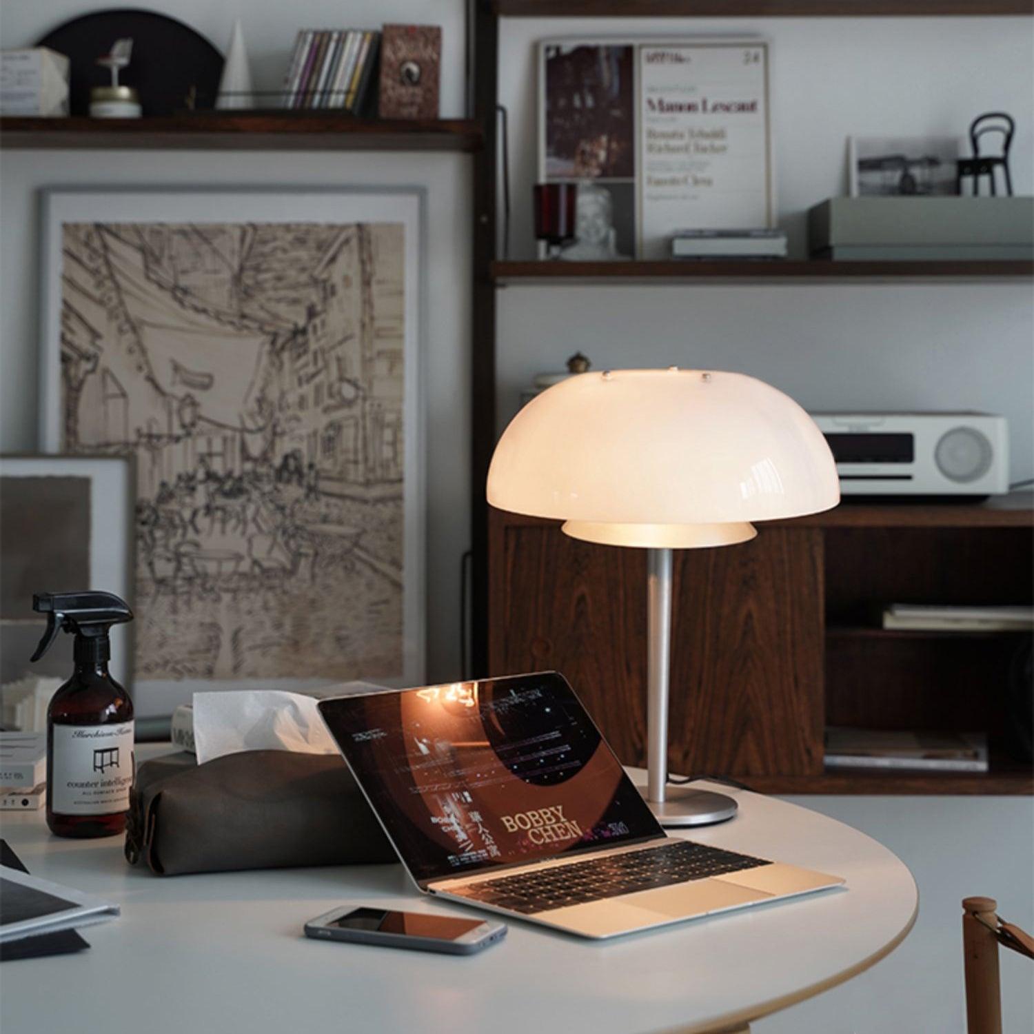 Wuzzini Table Lamp - Blowlighting