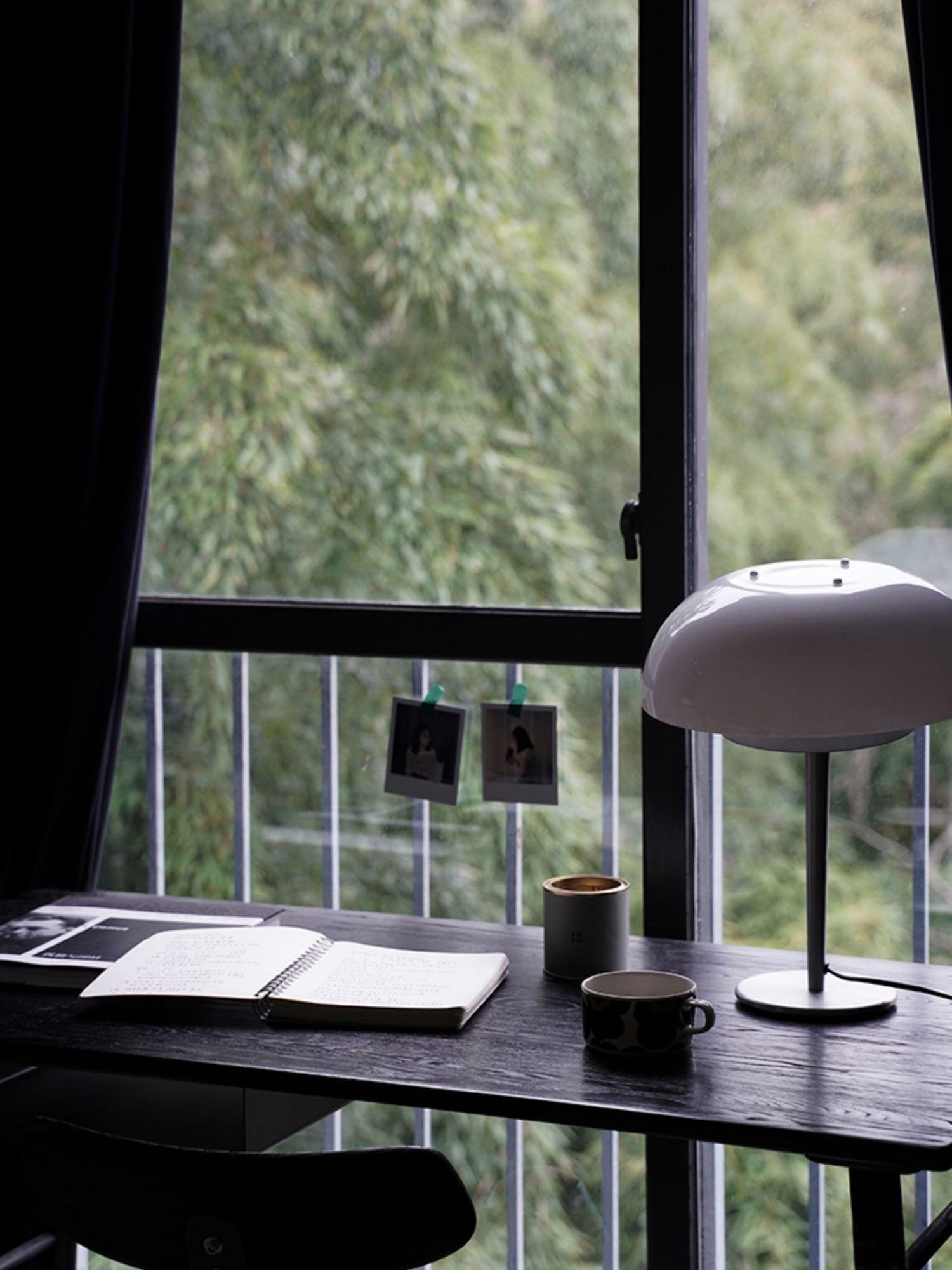 Wuzzini Table Lamp - Blowlighting