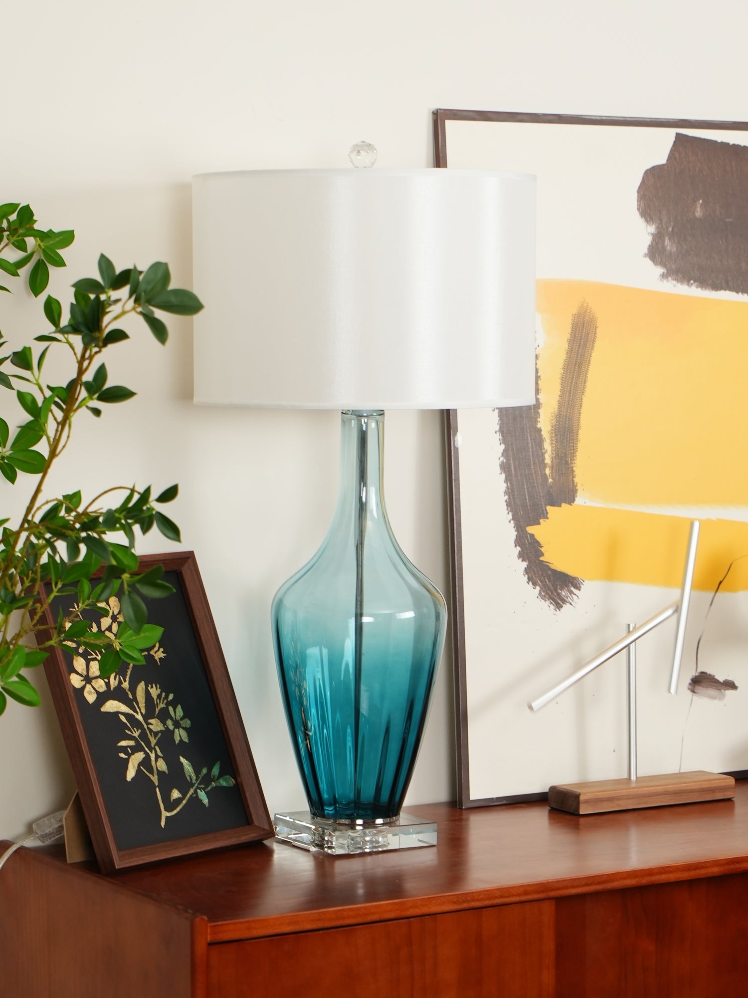 Syphae Glass Table Lamp - Blowlighting