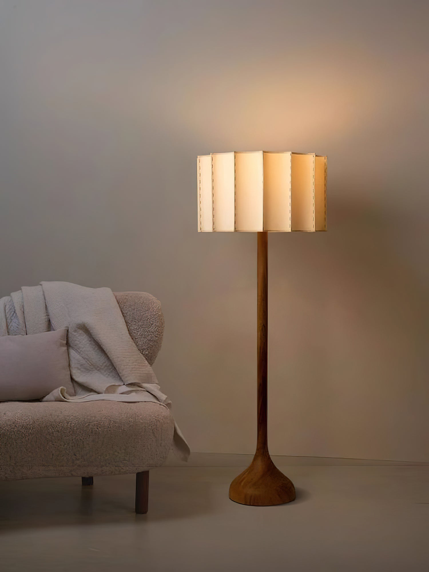 Hakka Floor Lamp - Blowlighting