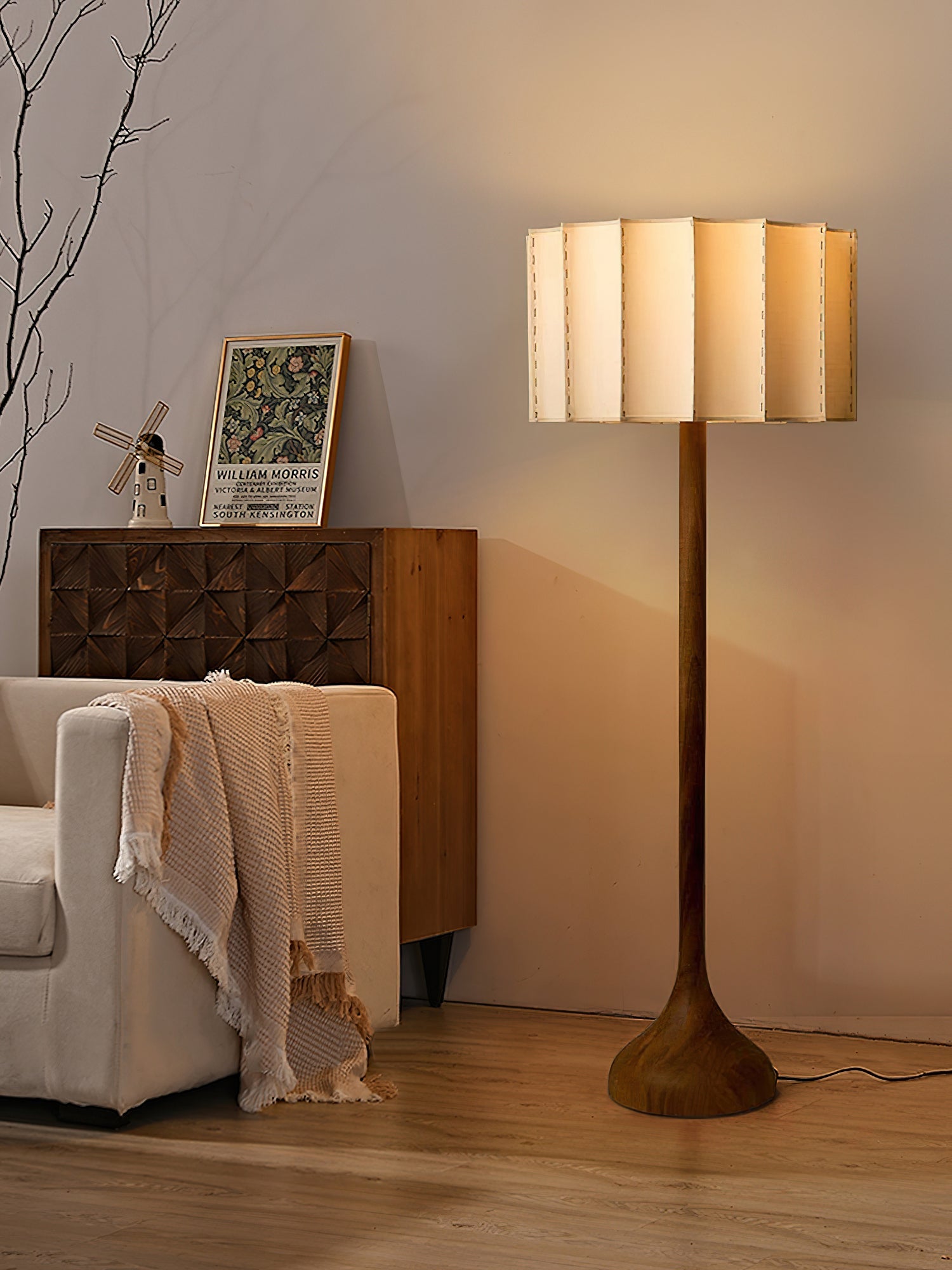 Hakka Floor Lamp - Blowlighting