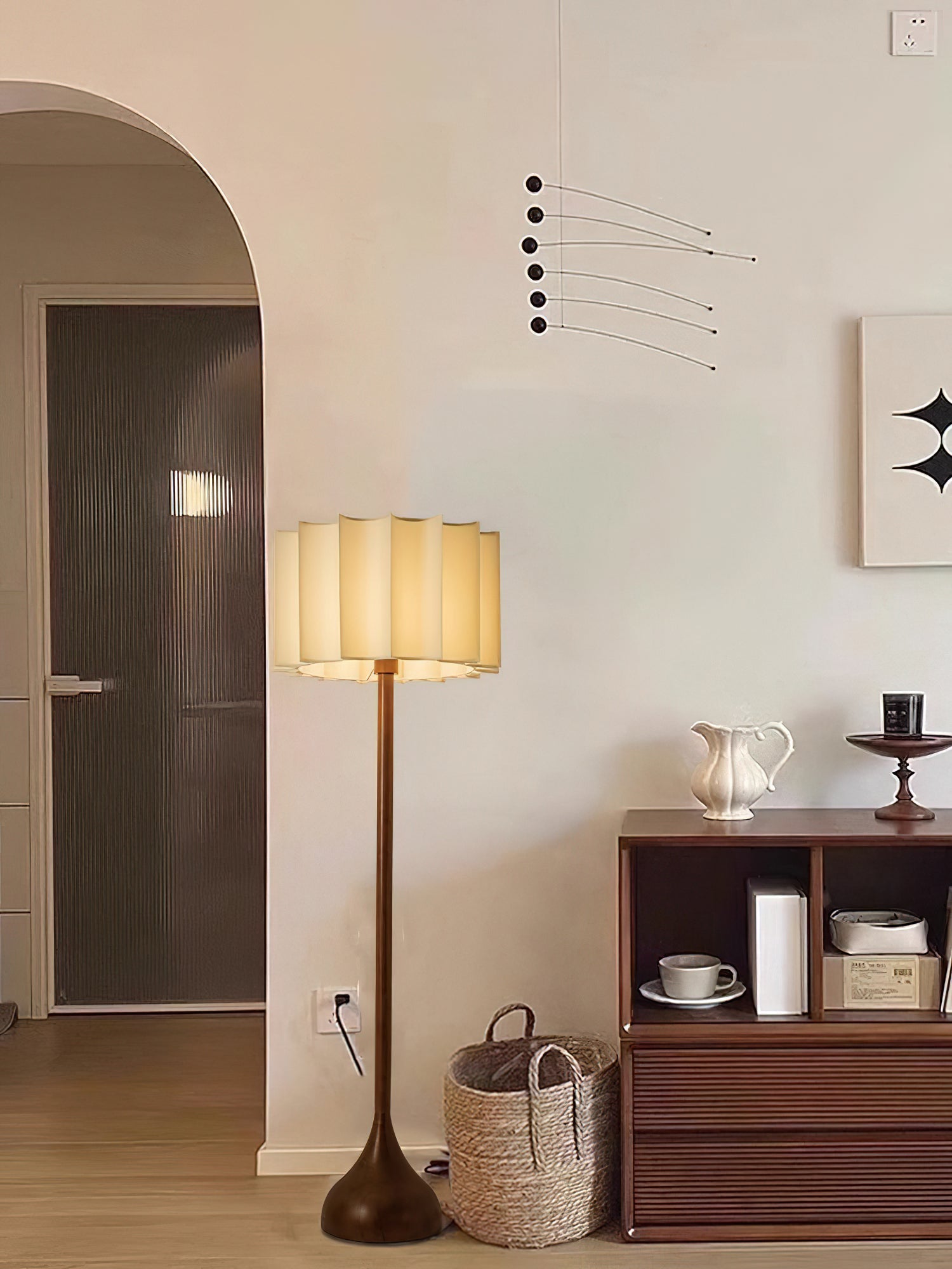 Hakka Floor Lamp - Blowlighting