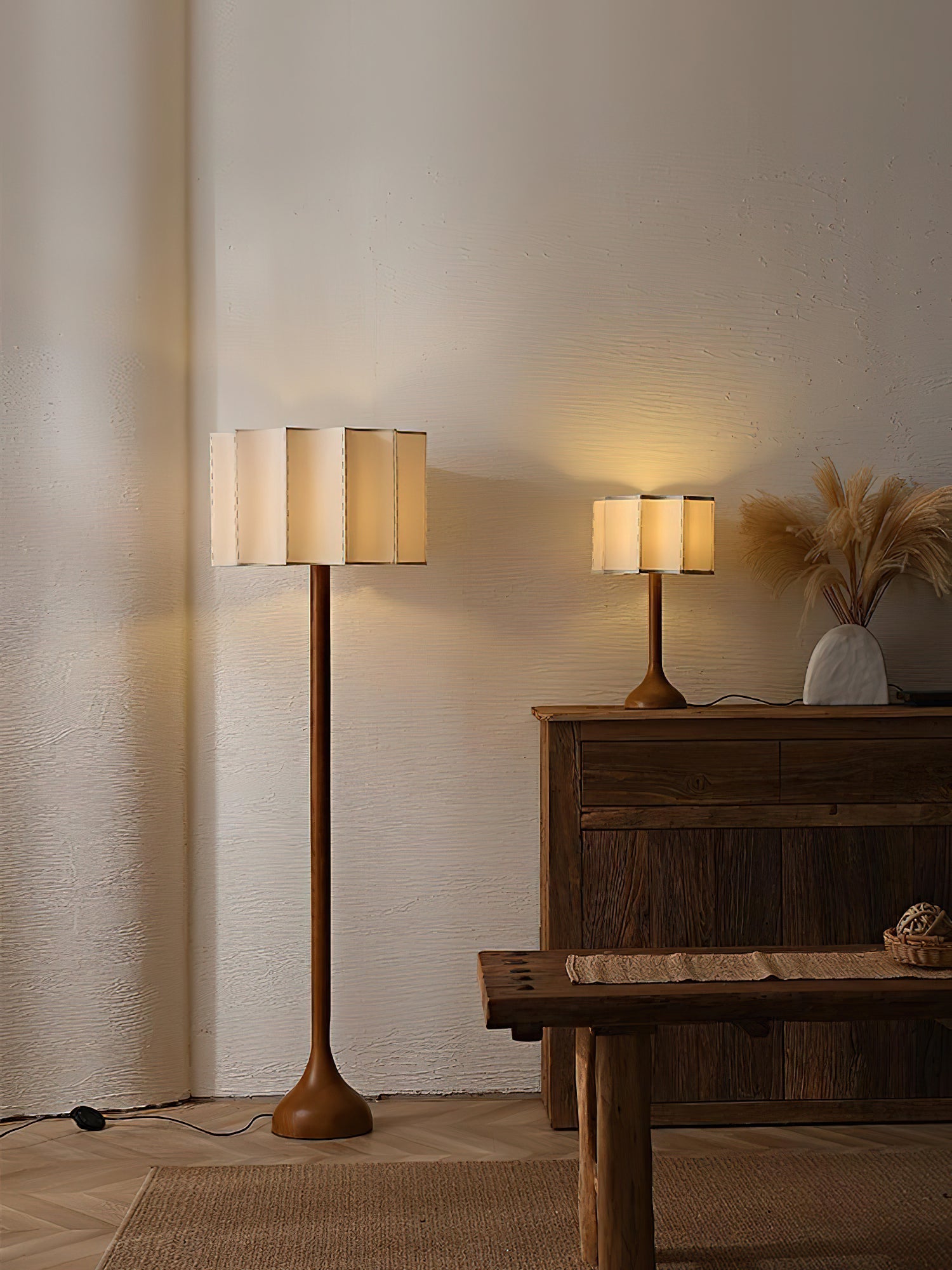 Hakka Table Lamp - Blowlighting