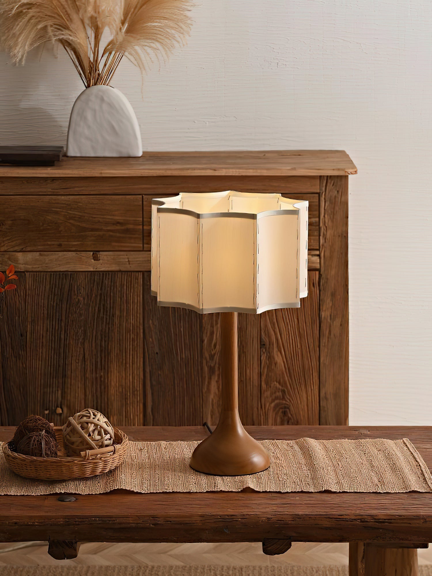 Hakka Table Lamp - Blowlighting