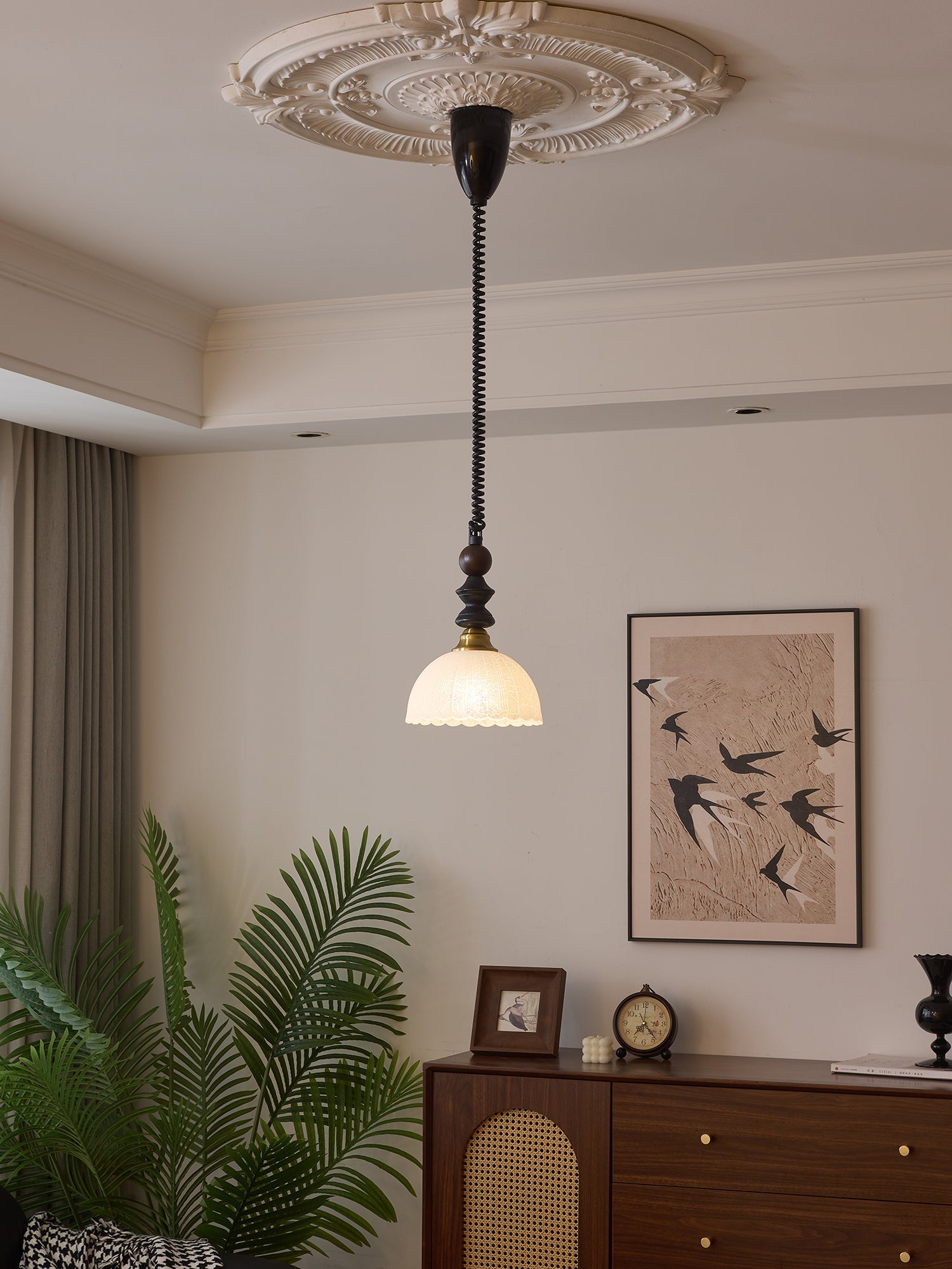Halcyon Arch Pendant Light - Blowlighting