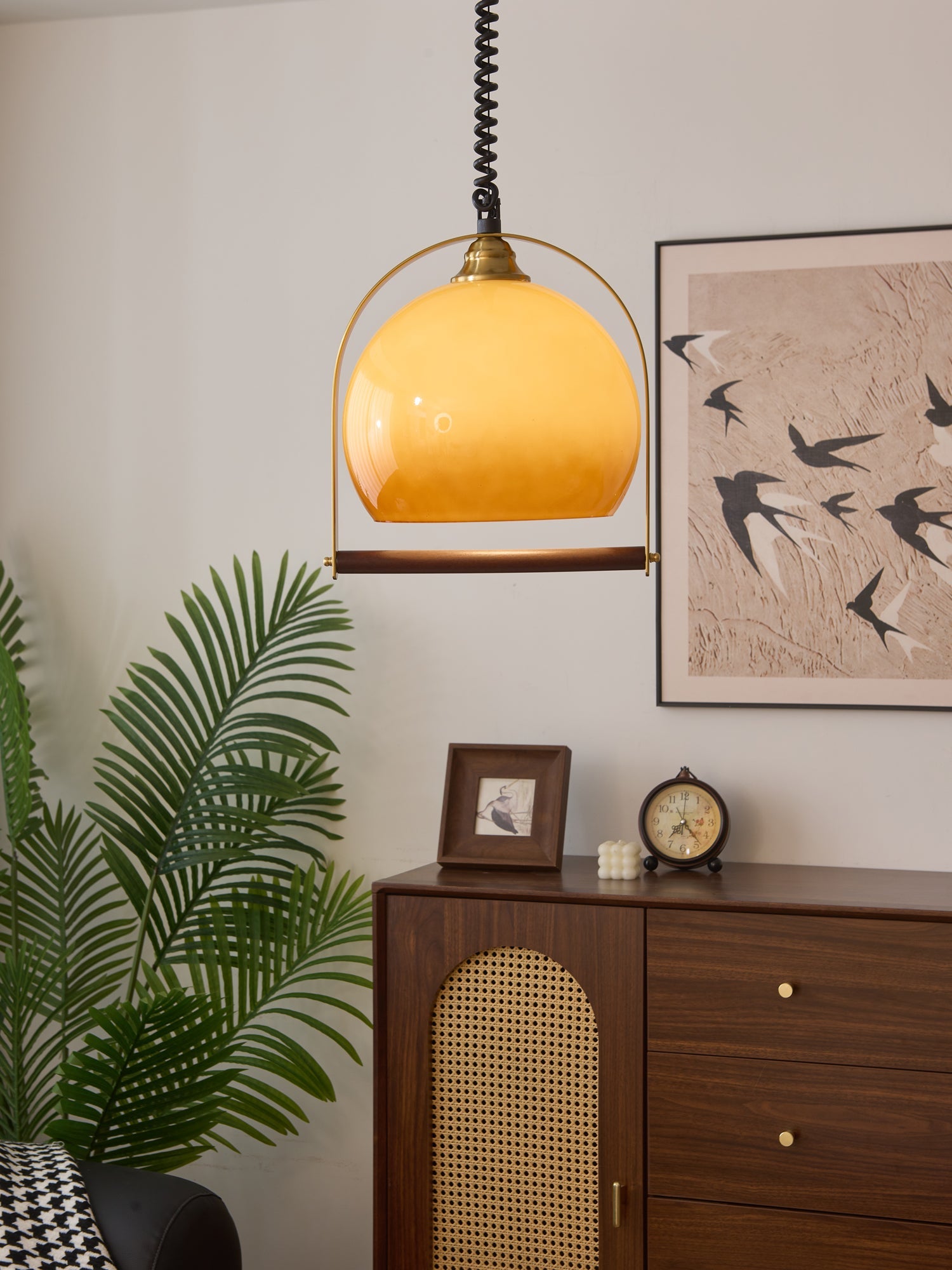 Halcyon Arch Pendant Light - Blowlighting
