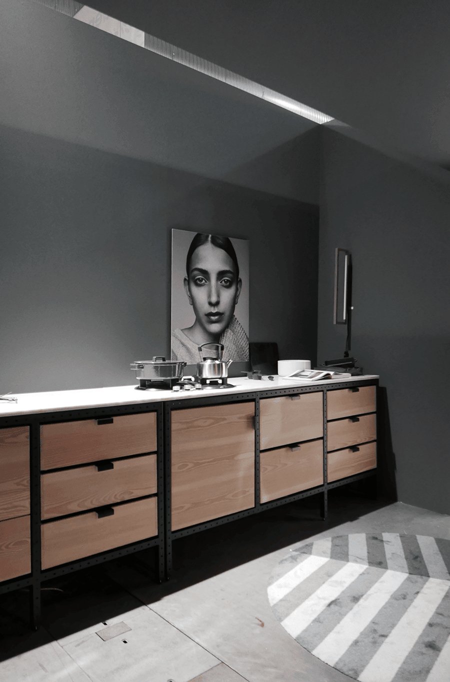 Studio Floor Lamp - Blowlighting