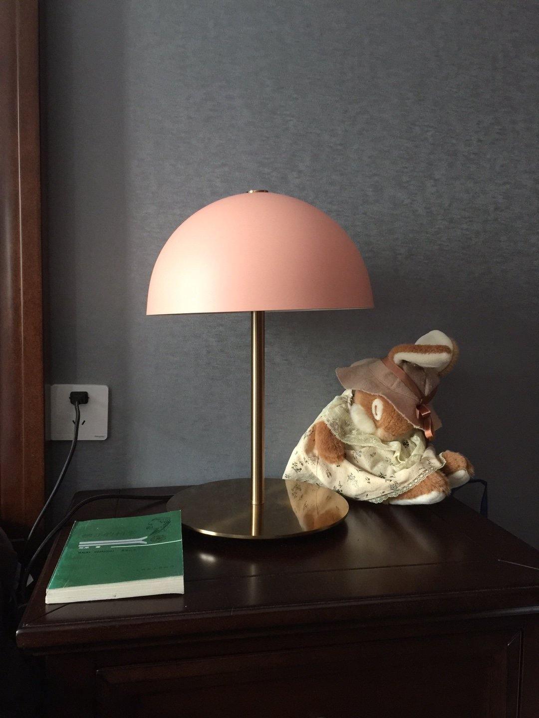 Hanna Table Lamp - Blowlighting