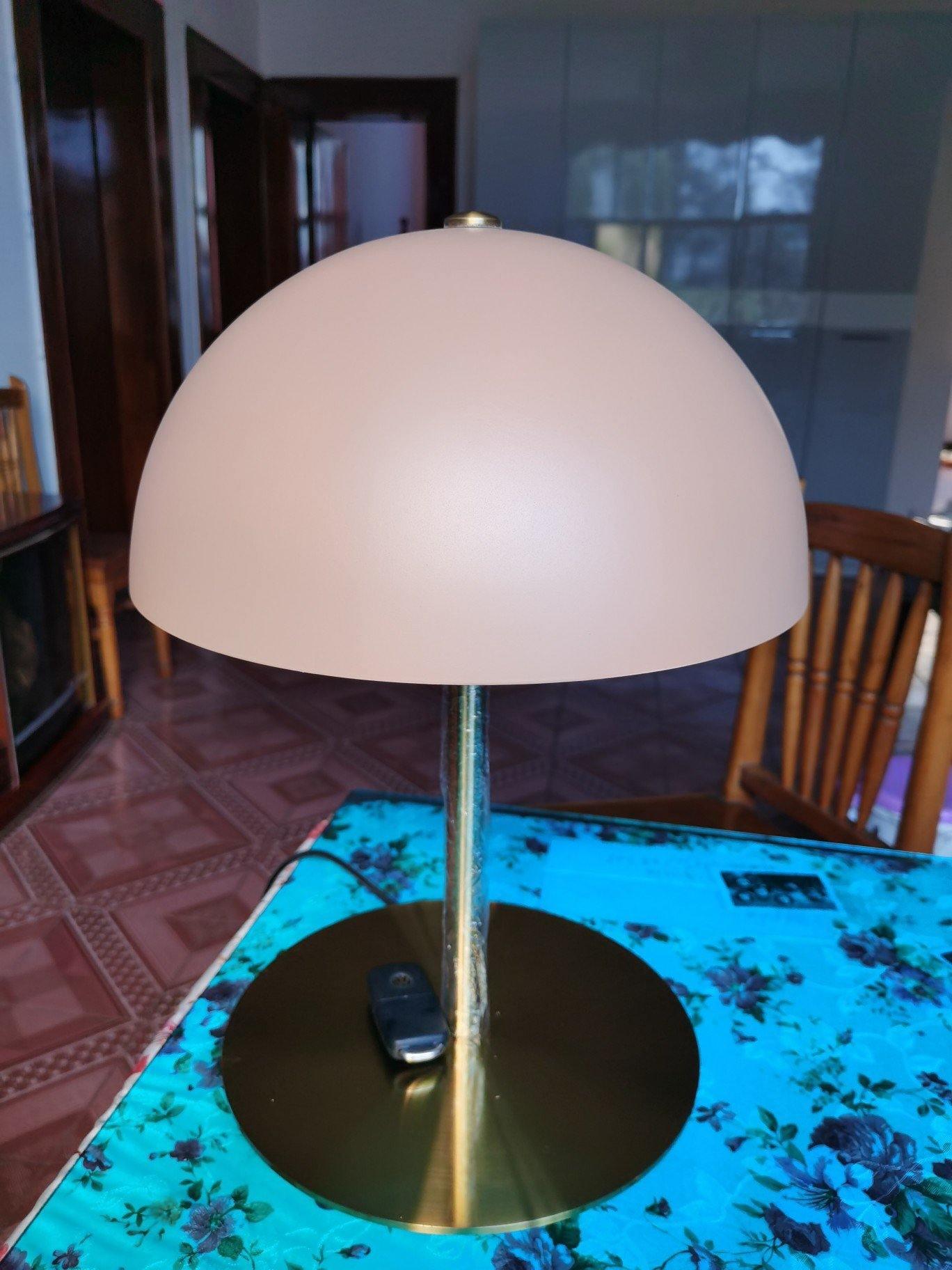 Hanna Table Lamp - Blowlighting