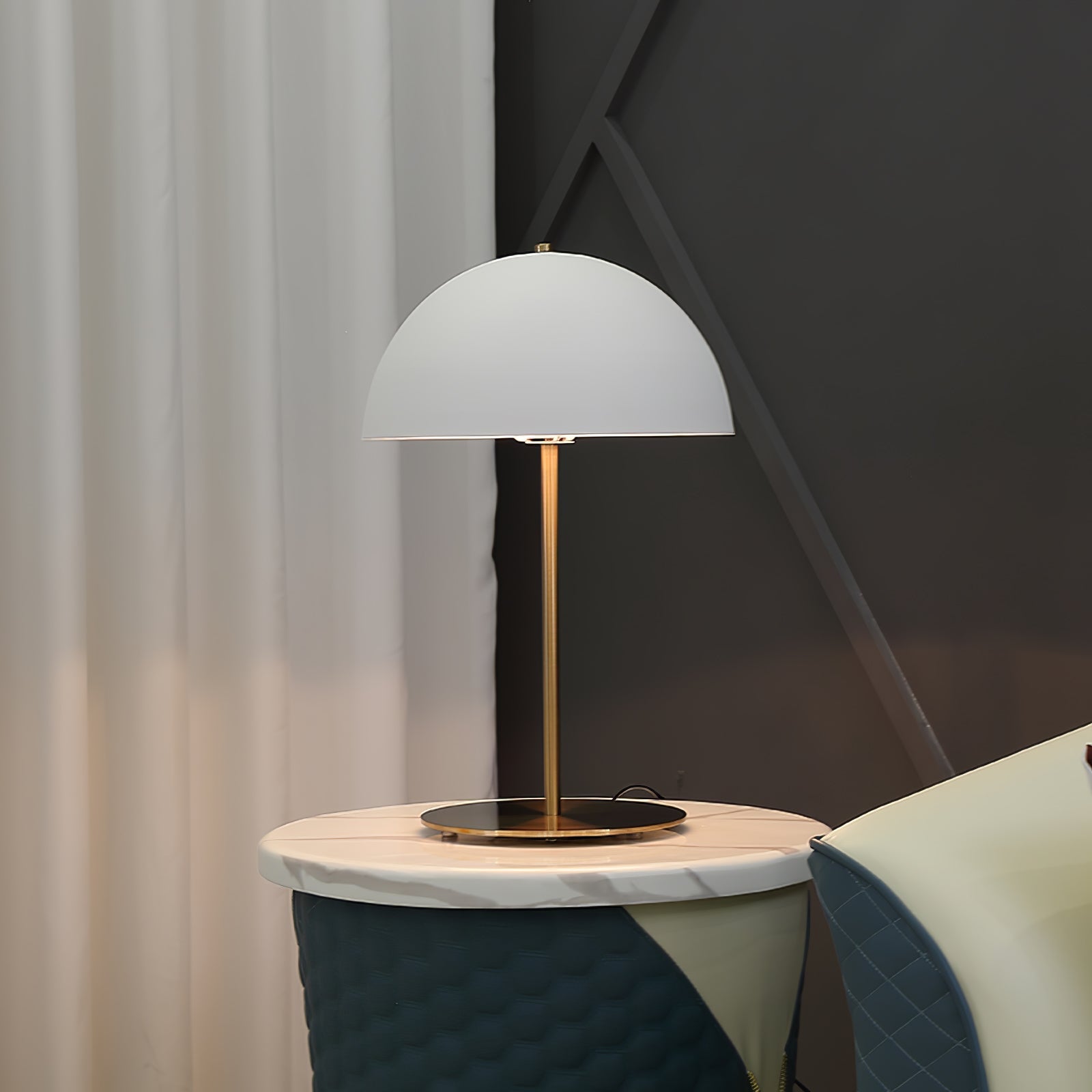 Hanna Table Lamp - Blowlighting