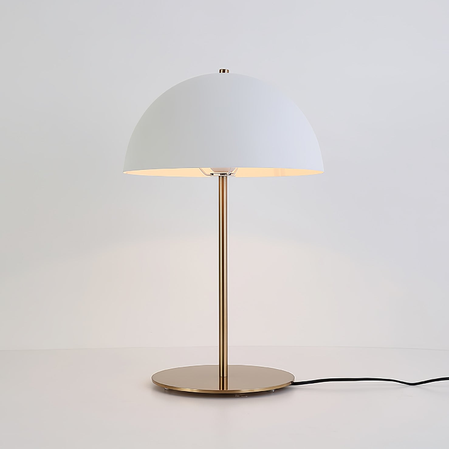 Hanna Table Lamp - Blowlighting