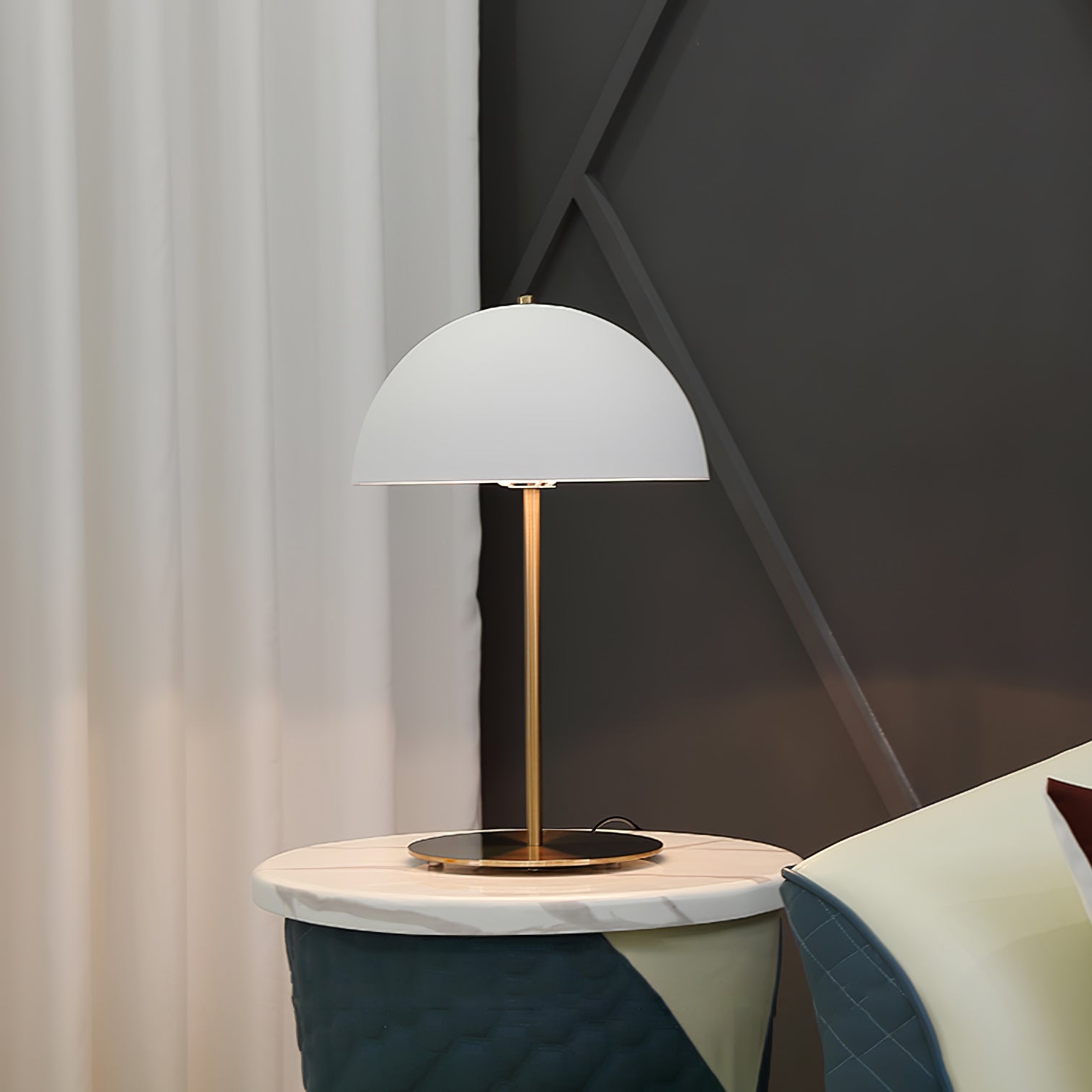 Hanna Table Lamp - Blowlighting