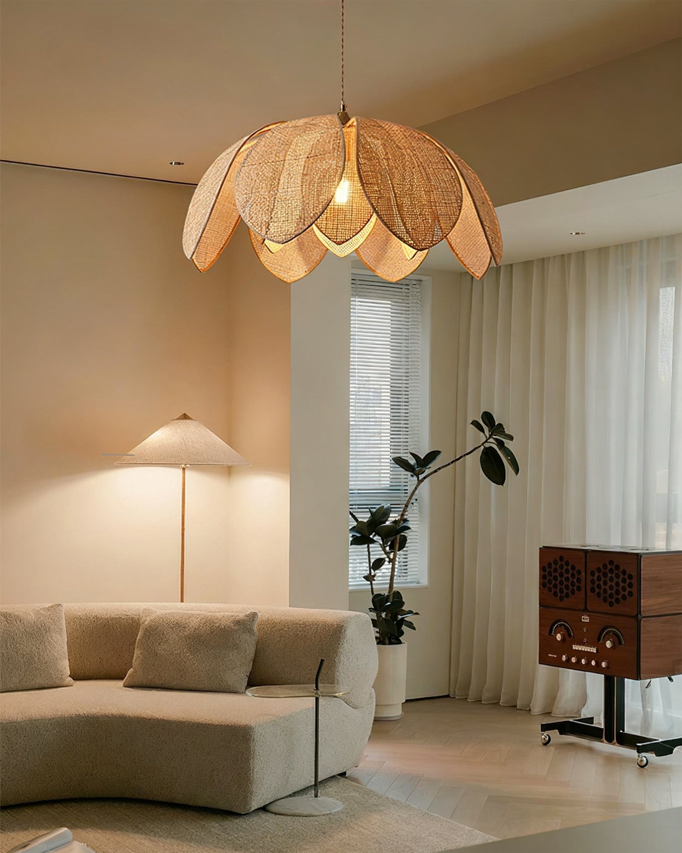 Hanove Wabi-Sabi Rattan Pendant Light