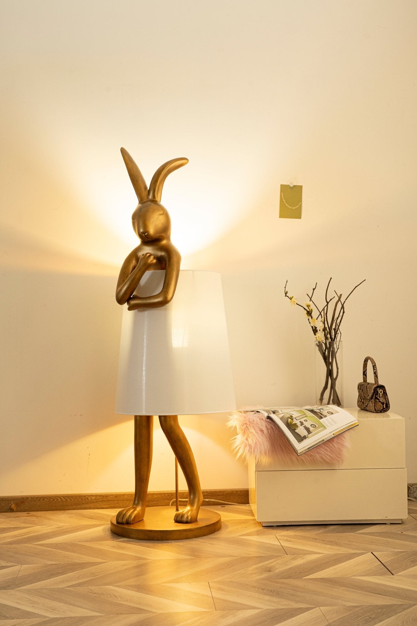 Hare Silhouette Table Lamp - Vakkerlight